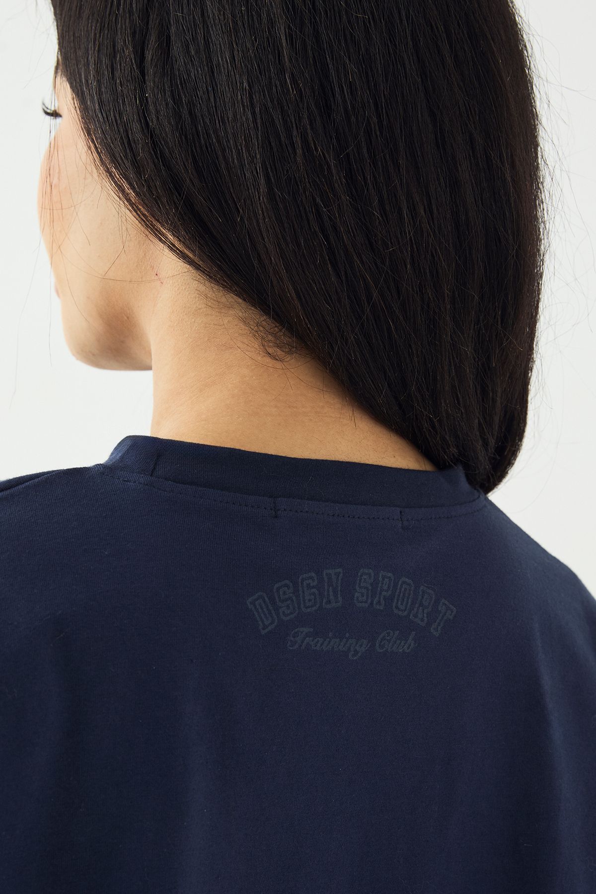 DSGN Studio DSGN Studio Sport Oversized Boxy Crop Long Sleeve T-Shirt Navy image 4