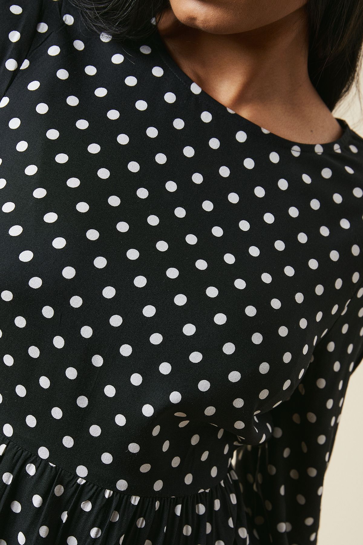 Dorothy Perkins Petite Black Spot Tiered Hem Mini Dress Black image 5