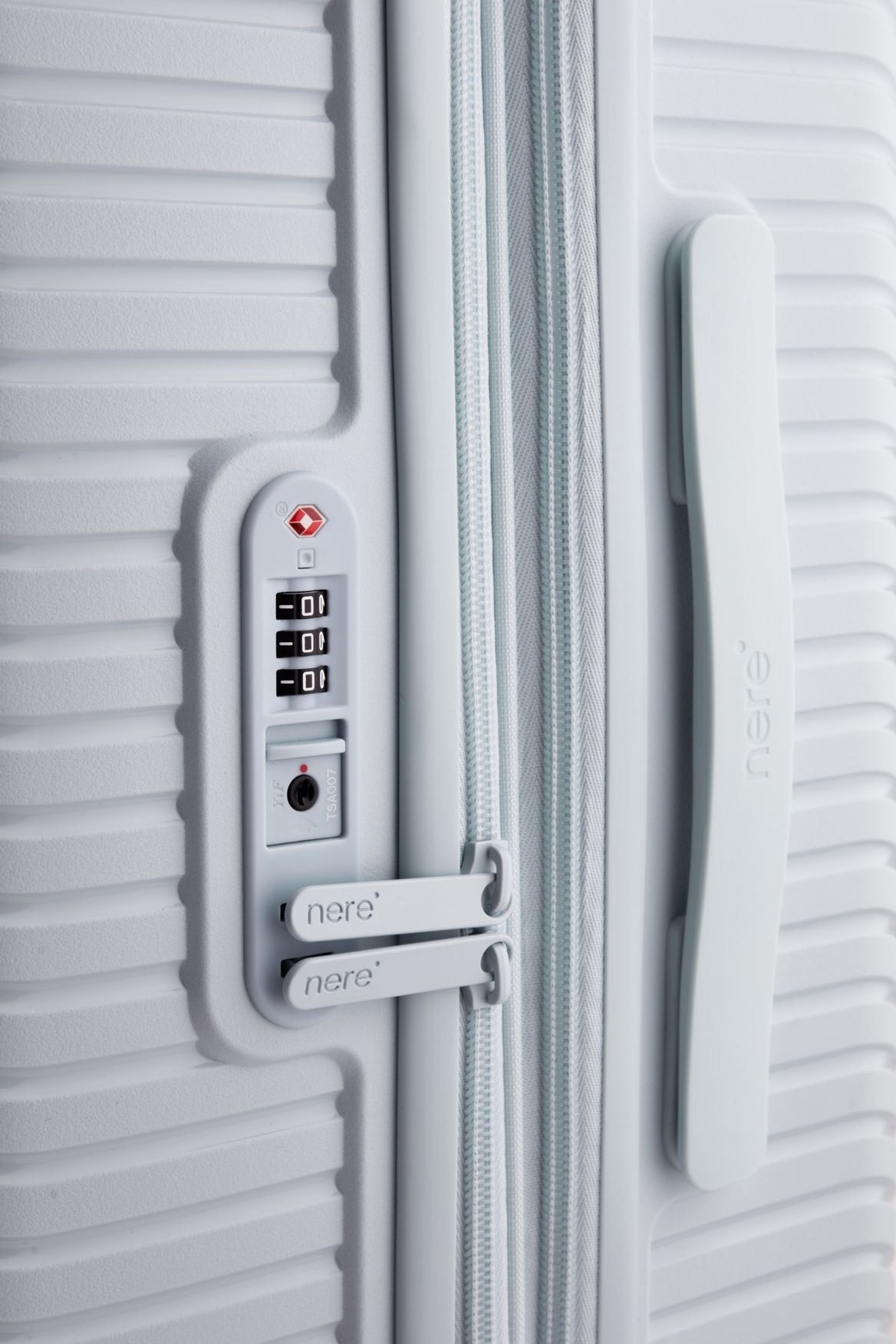 Nere Travel Bondi Large Suitcase image 5