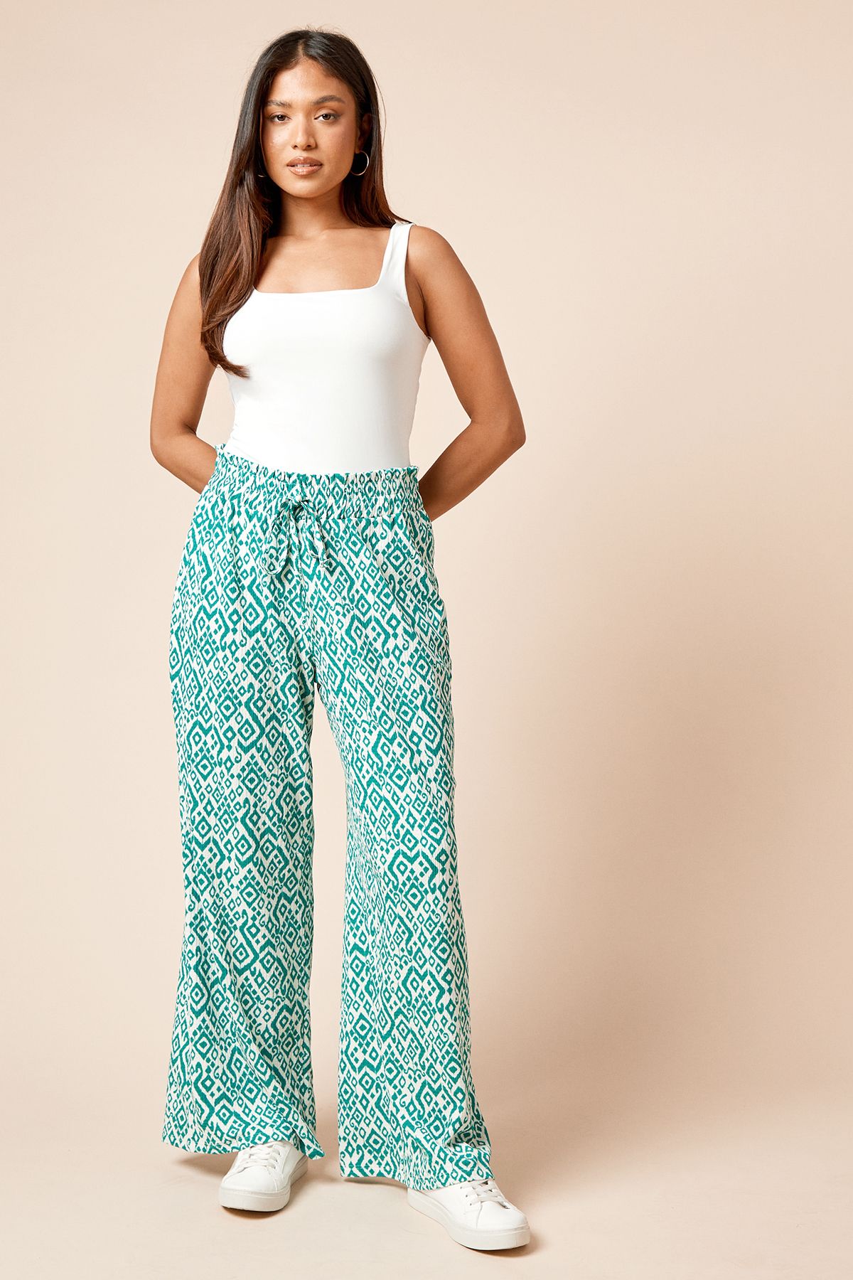 Dorothy Perkins Petite Printed Belted Wide Leg Jersey Trouser Green image 2