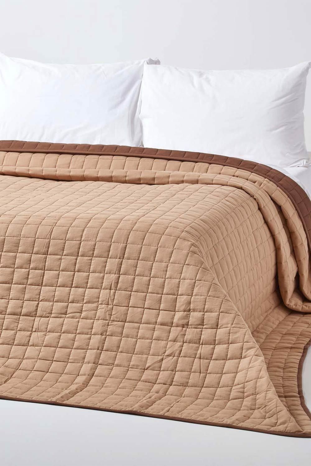 Homescapes Cotton Quilted Reversible Bedspread image 4