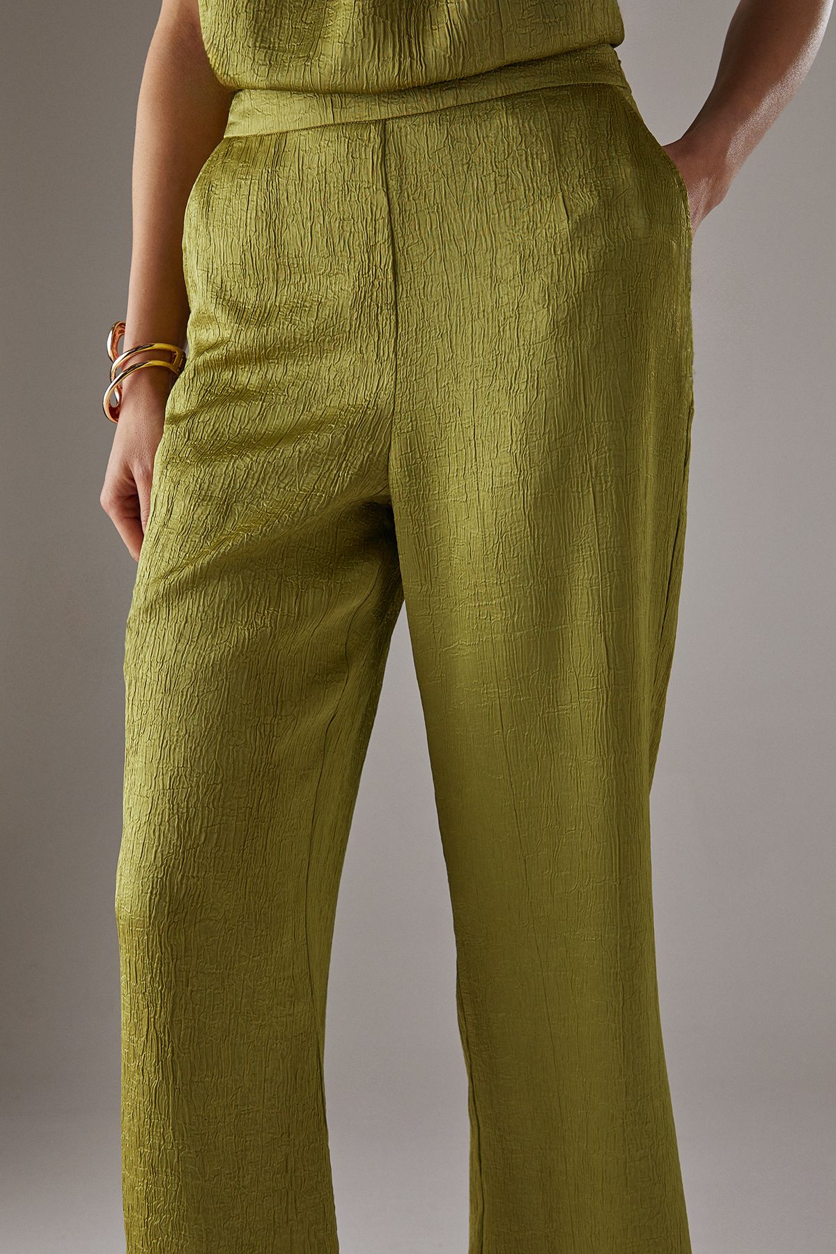Warehouse Crushed Satin Kickflare Cropped Trousers Olive image 4