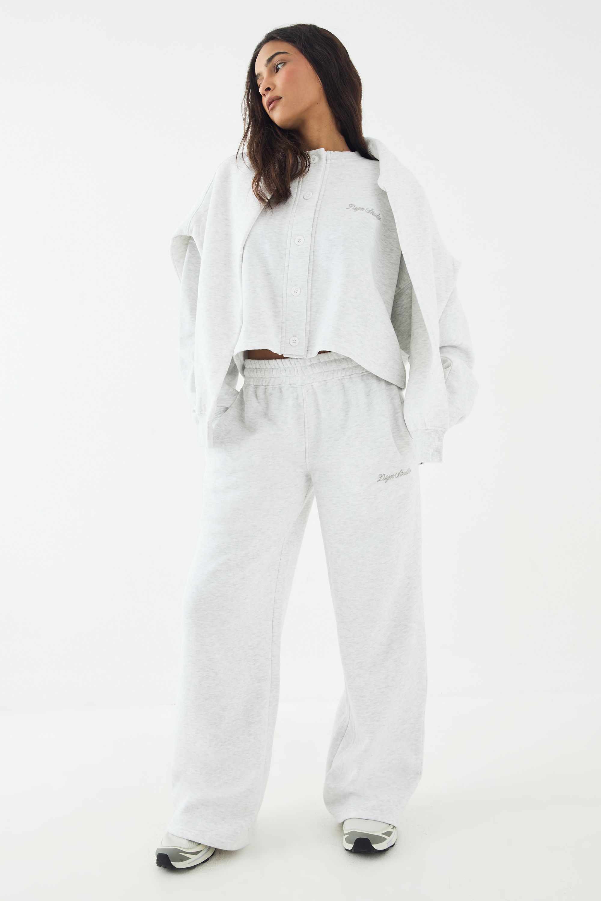 DSGN Studio DSGN Studio Script Straight Leg Jogger Ash Grey image 3