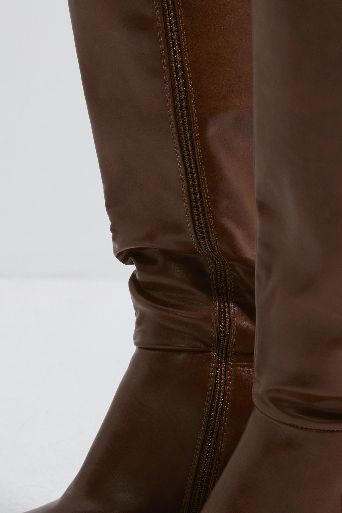 Dorothy Perkins Kristen Faux Leather Square Toe High Heel Knee Boots Dark Tan image 4