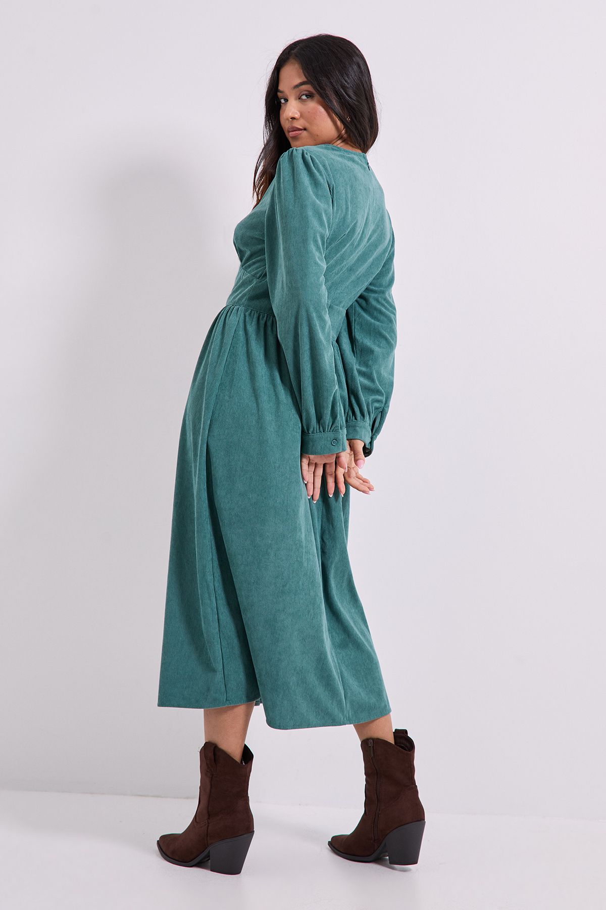 Dorothy Perkins Petite Empire Seam Detail Blouson Sleeve Midi Dress Green image 3