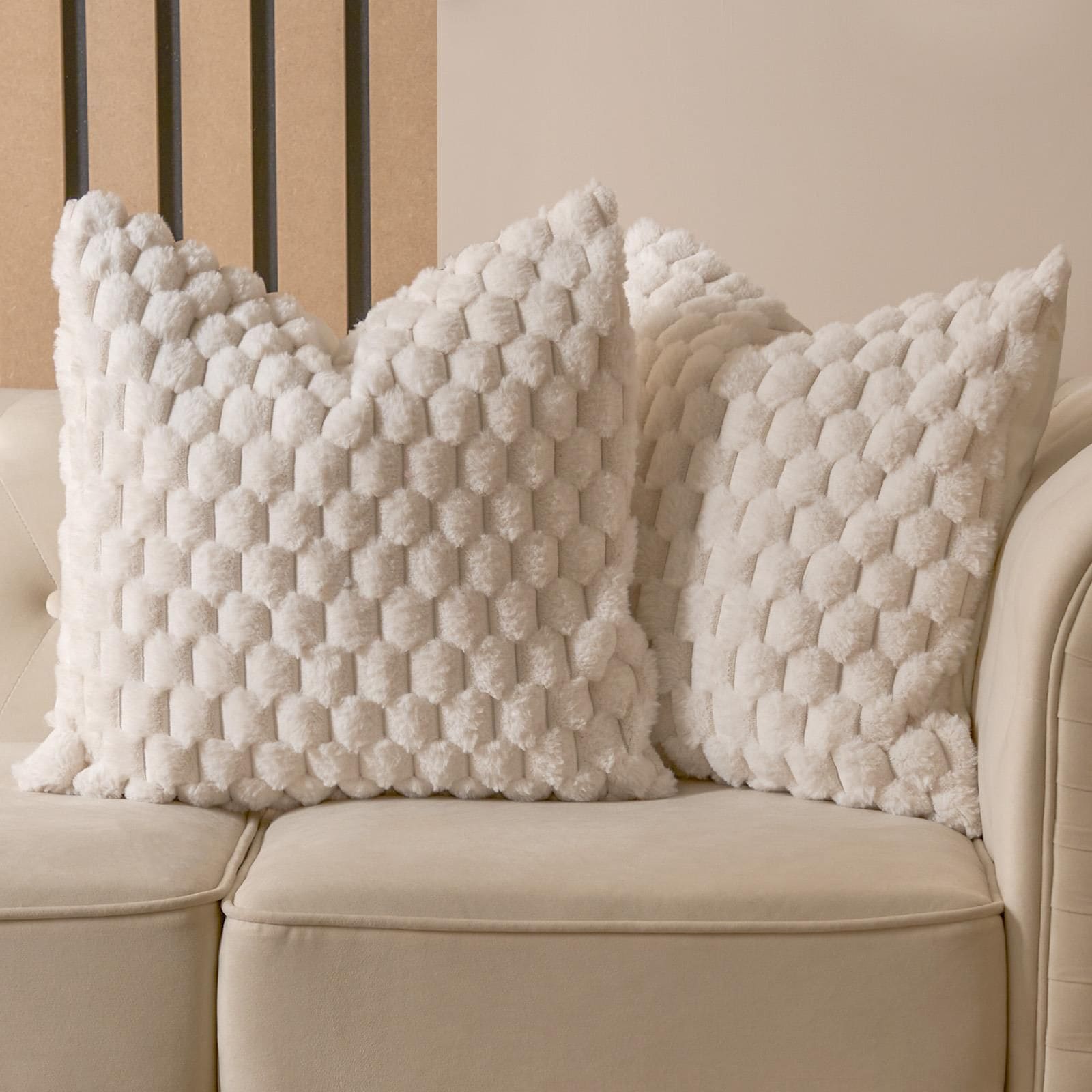 OHS 2 Pack Waffle Faux Fur Filled Cushion Covers - 45 x 45cm image 5