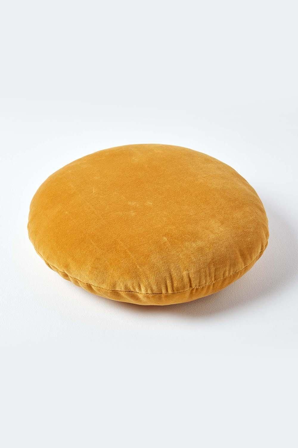 Homescapes Velvet Cushion, 40 cm Round image 3