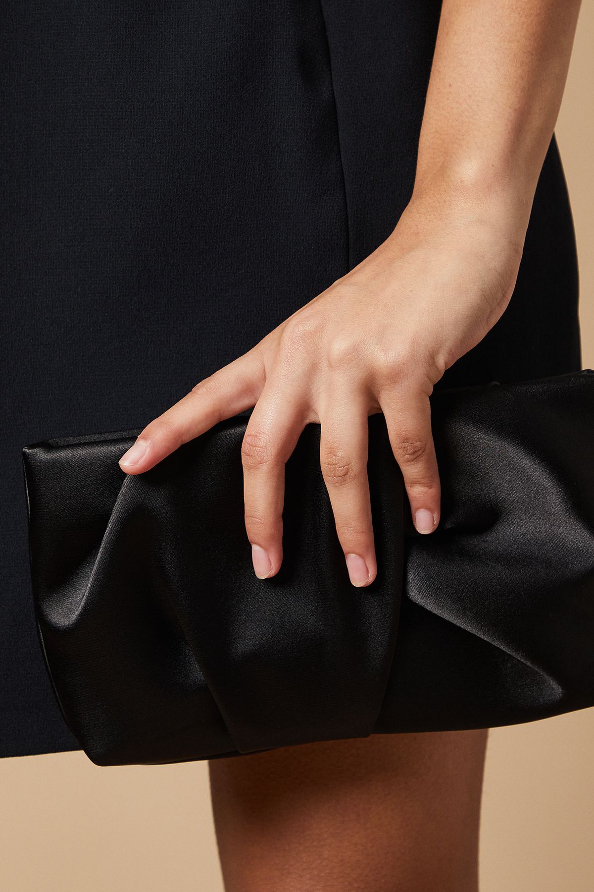 Oasis Ruched Satin clutch Bag with Removable Shoulder Strap Black image 2