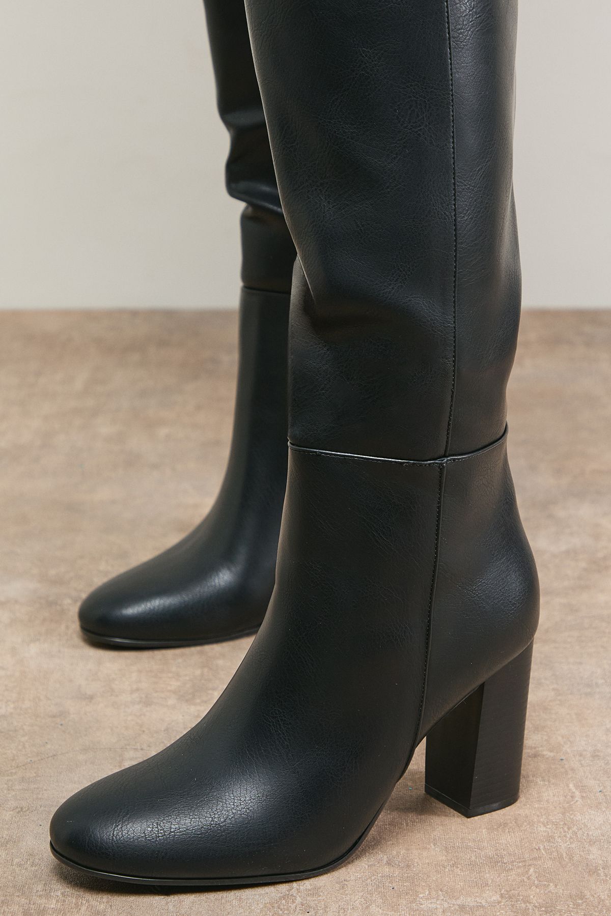 Oasis Tamsin Faux Leather Stacked High Block Heel Knee Boots Black image 3