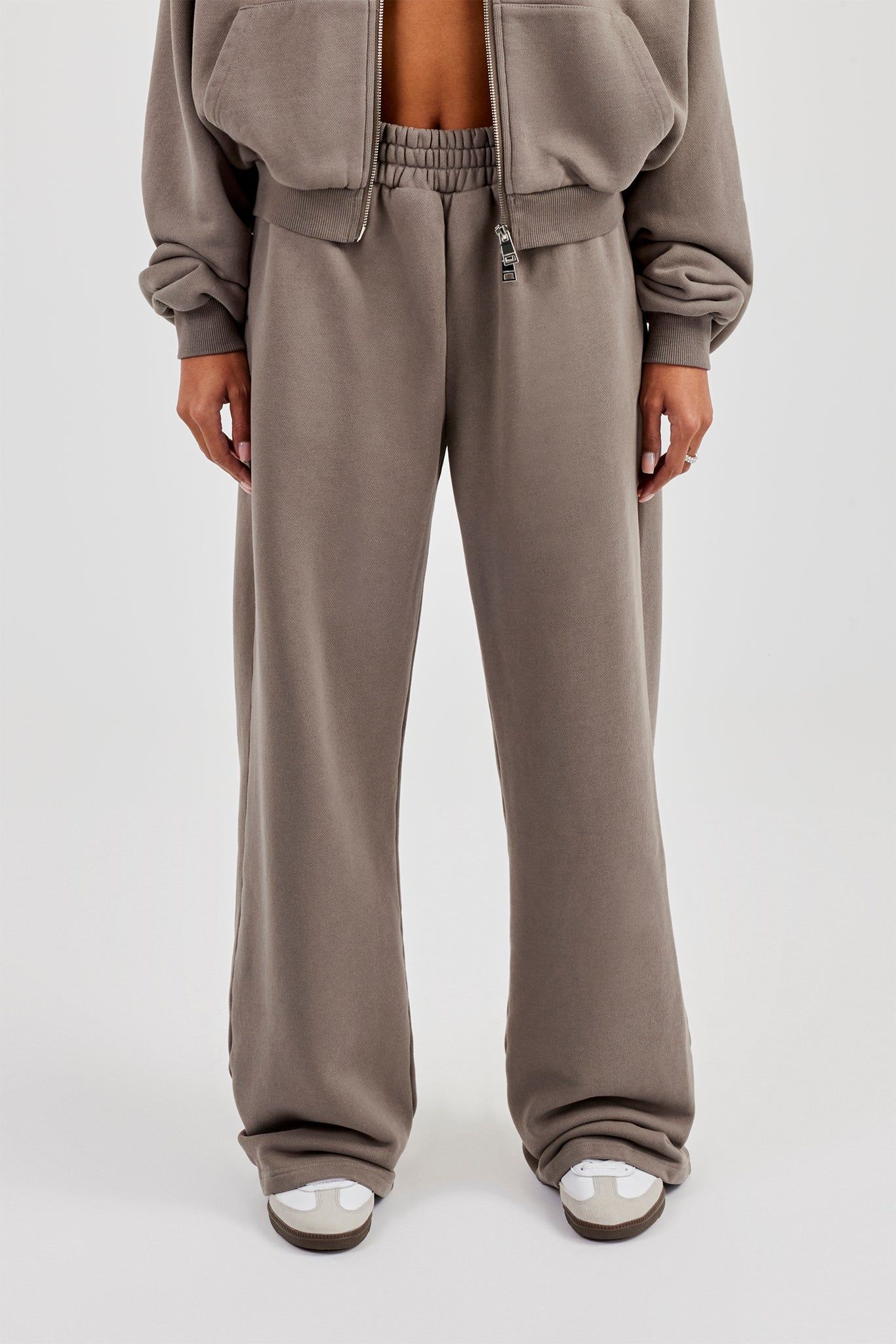 Cernucci Washed Applique Logo Wide Leg Jogger - Grey image 4