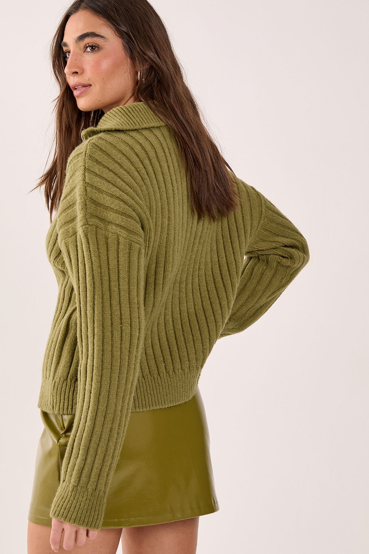 NastyGal Ribbed Knitted Quarter Zip Jumper Olive image 4
