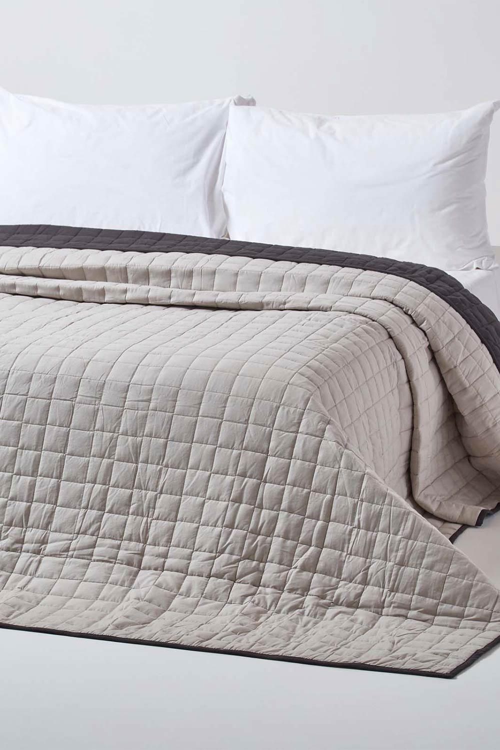 Homescapes Cotton Quilted Reversible Bedspread image 4