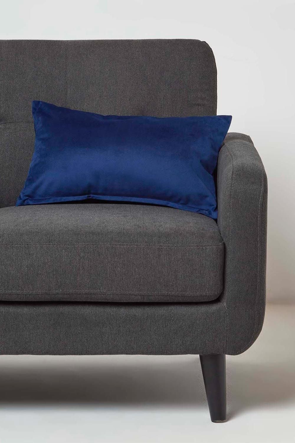 Homescapes Luxury Soft Velvet Cushion image 2