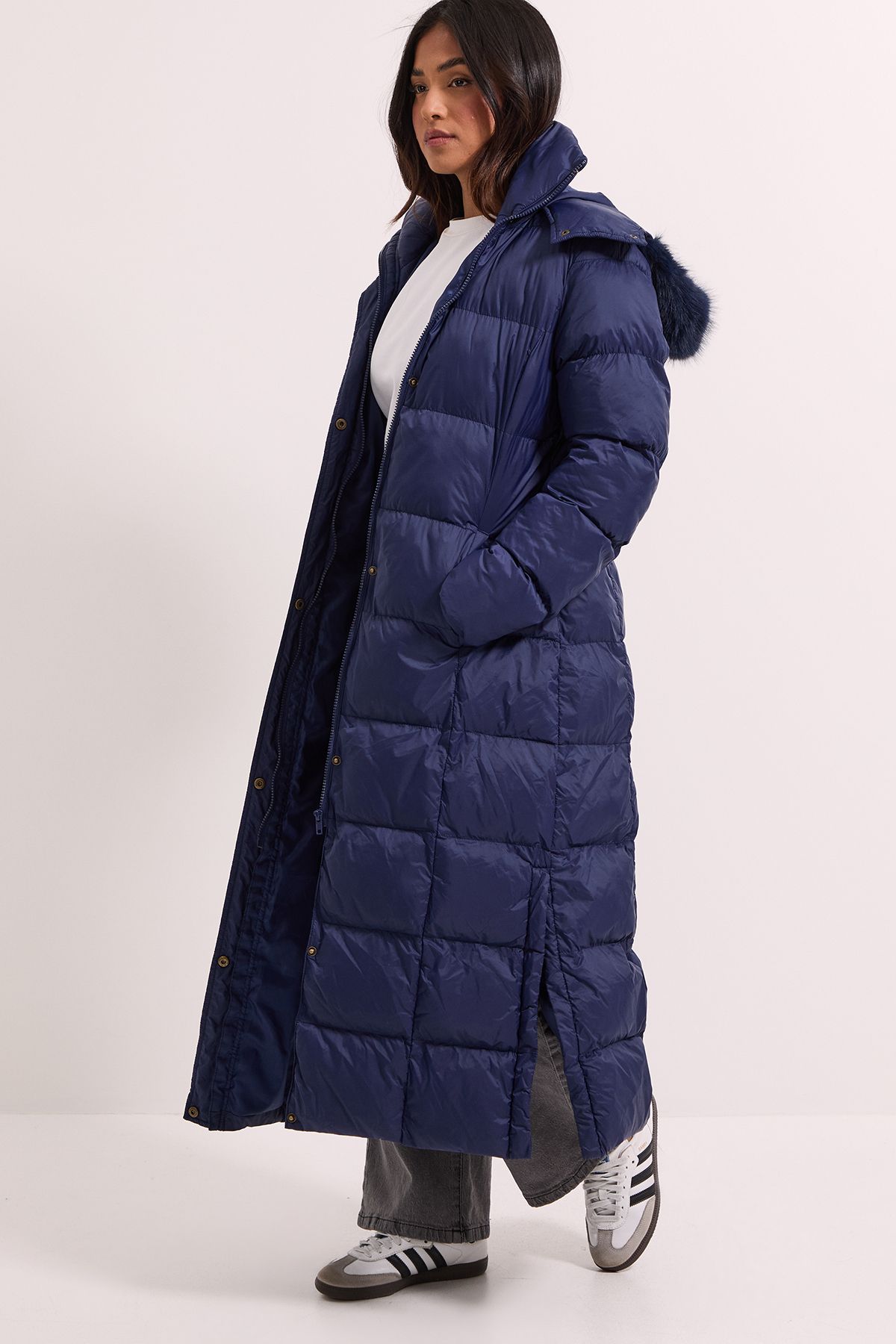 Dorothy Perkins Petite Fur Trim Padded Puffer Coat Navy image 3