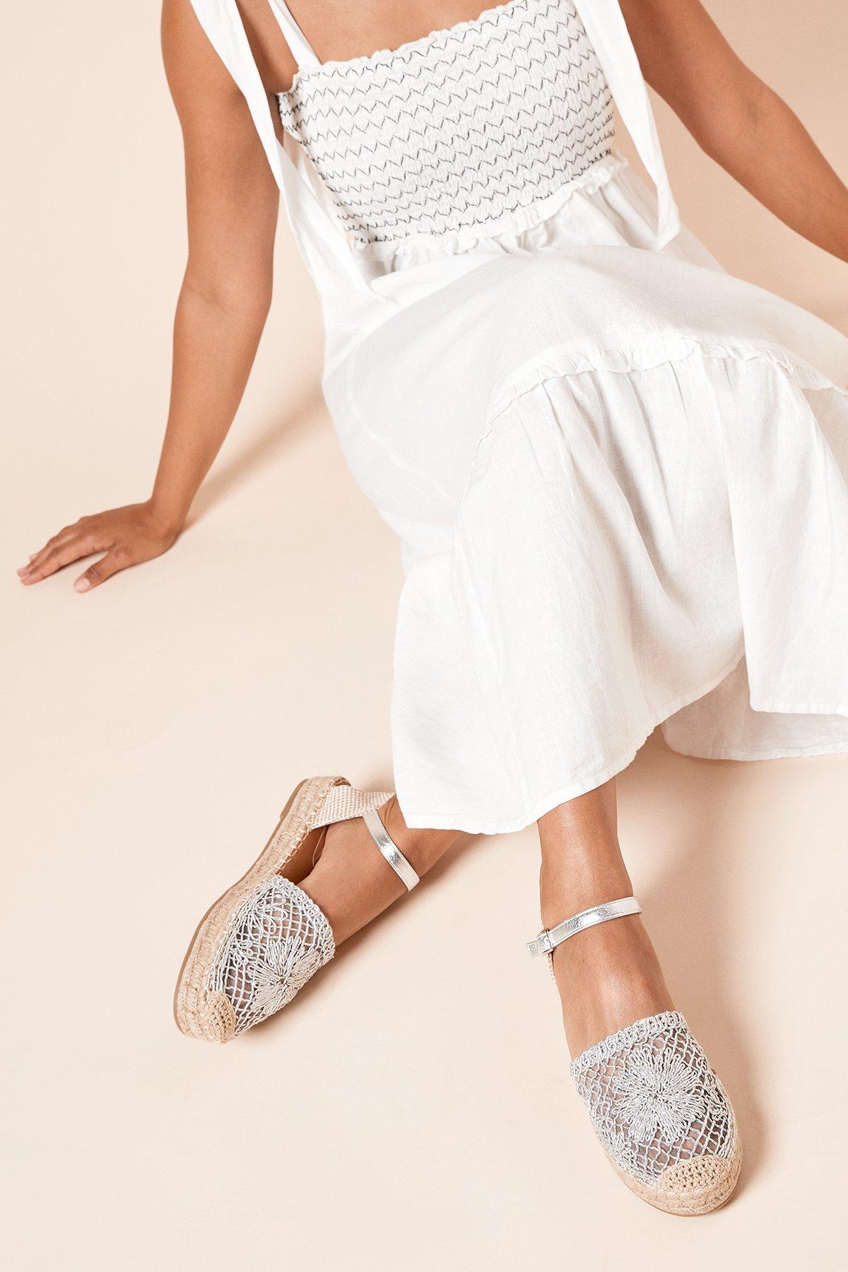 Dorothy Perkins Laura Embroidered Closed Toe Flat Espadrille Shoes Silver image 2