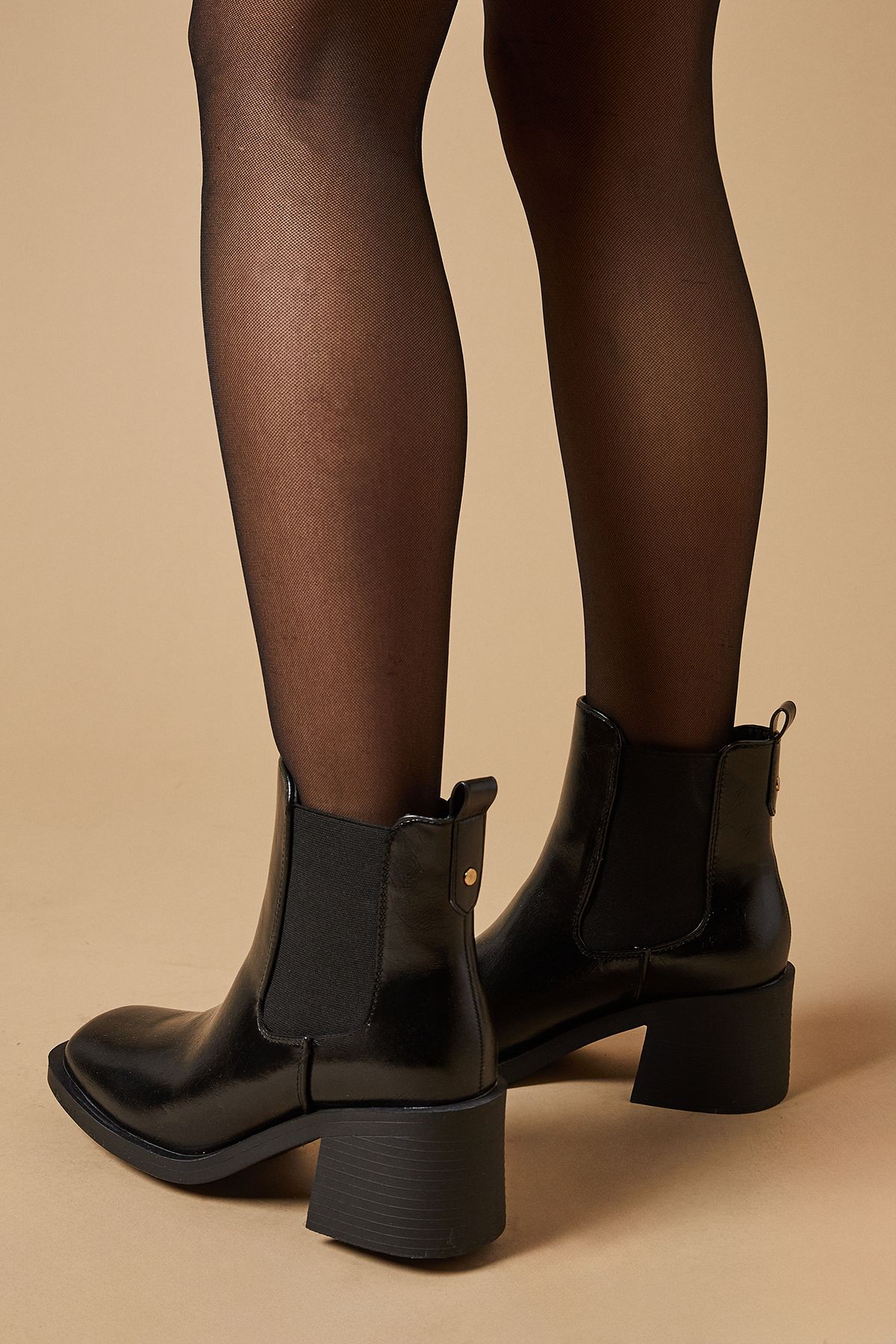 Oasis Eva High Shine Chunky Heel Chelsea Ankle Boot True Black image 3