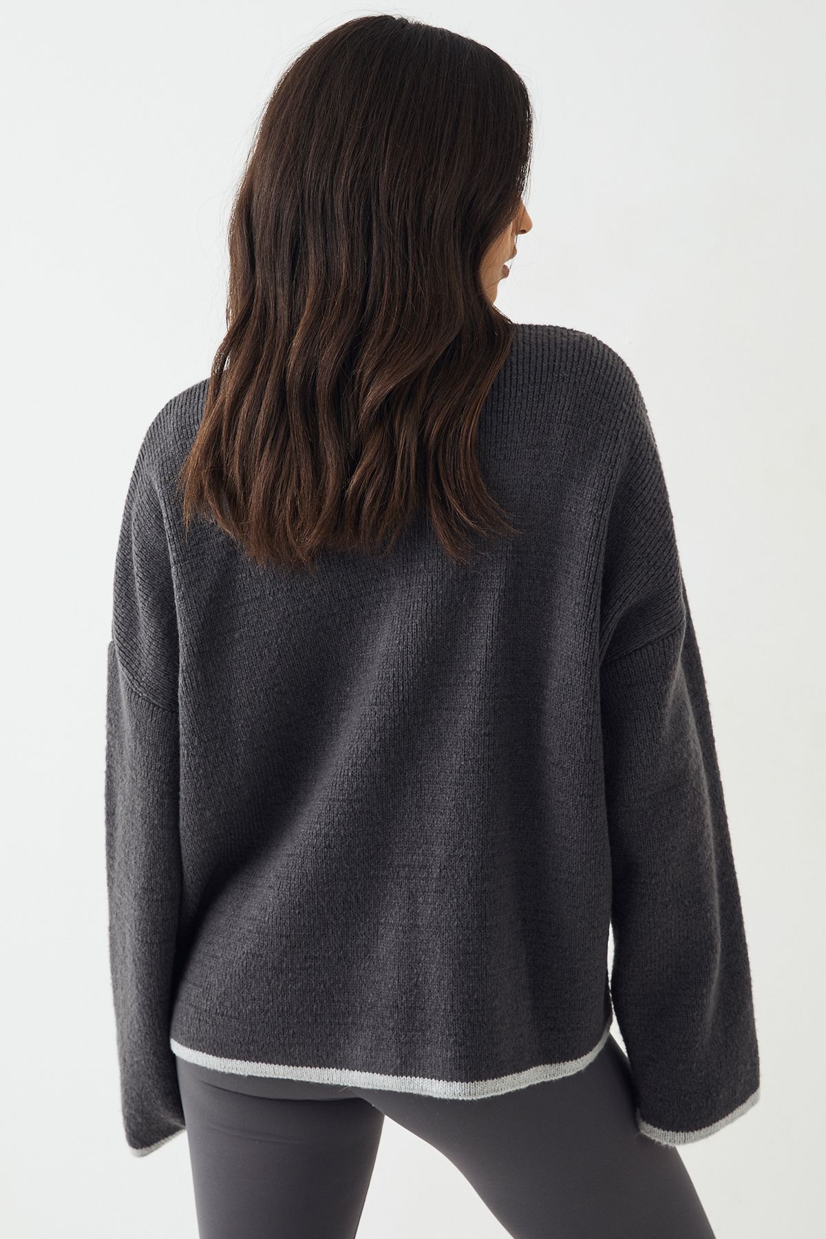 DSGN Studio DSGN Studio Script Contrast Oversized Knitted Jumper Navy image 2