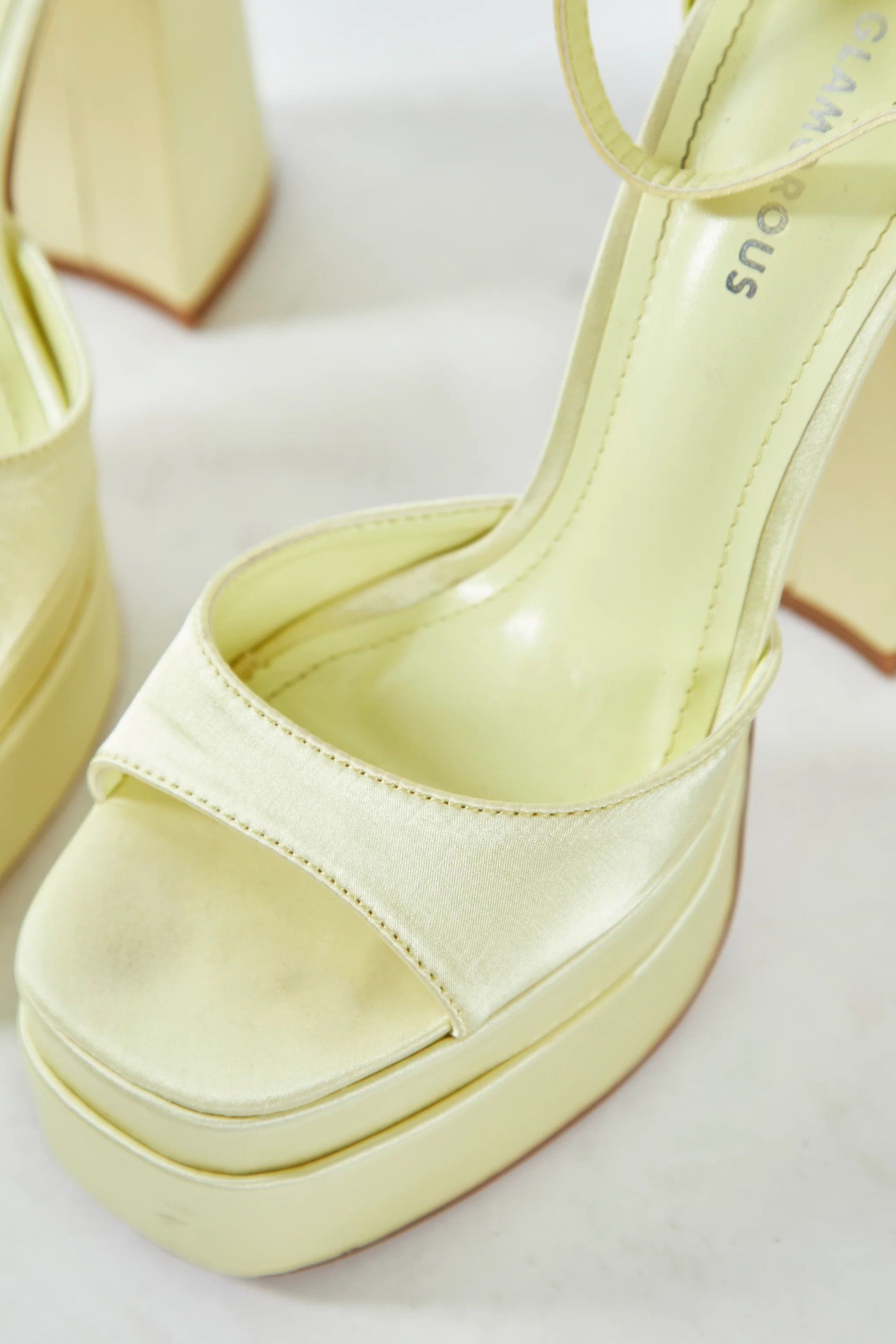 Shnoo High Heels image 2