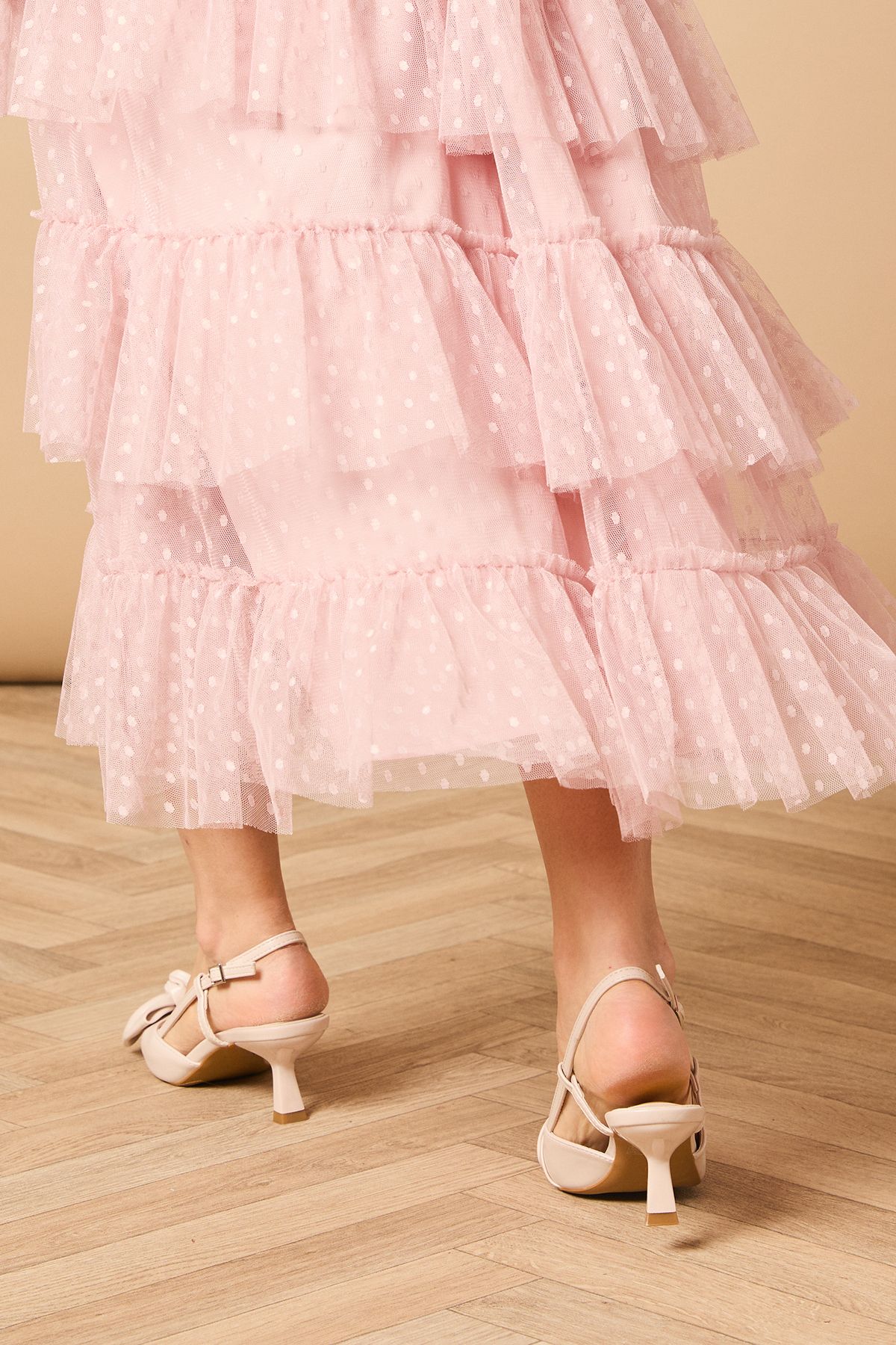 Oasis Dilly Faux Leather Bow Detail Slingback Kitten Heel Court Shoes Beige image 4