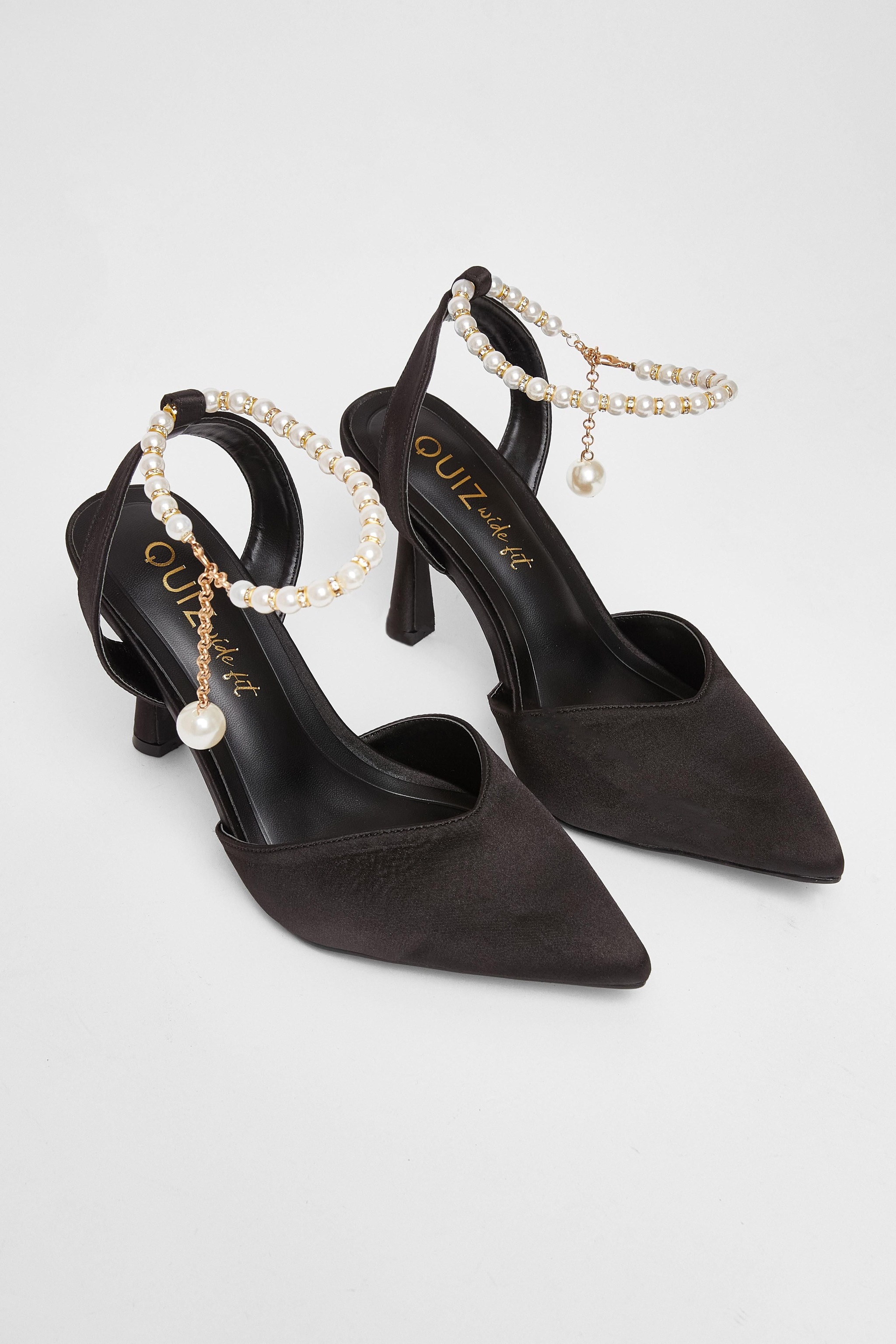 Quiz Black Wide Fit Strap Court Heels image 2