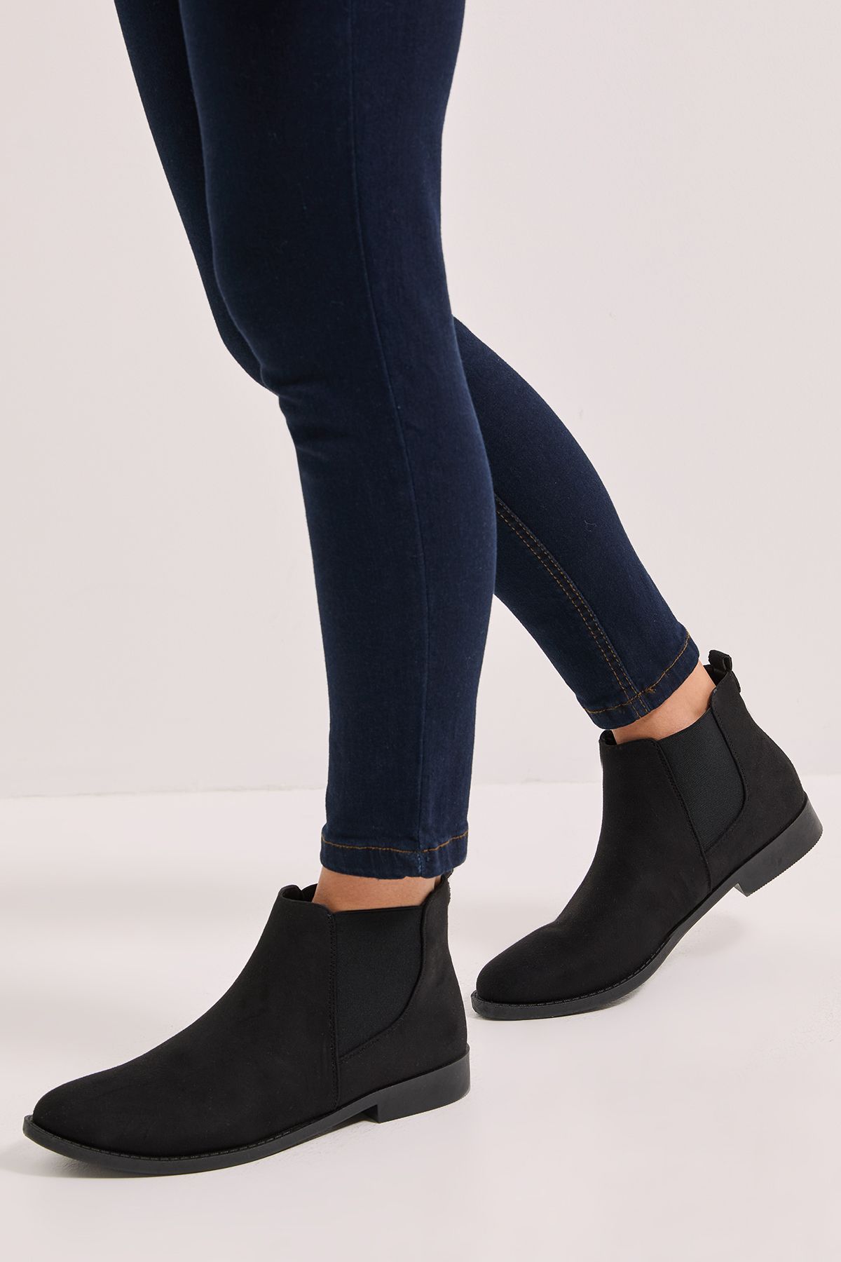 Dorothy Perkins Wide Fit Megs Flat Chelsea Boots Natural Black image 2