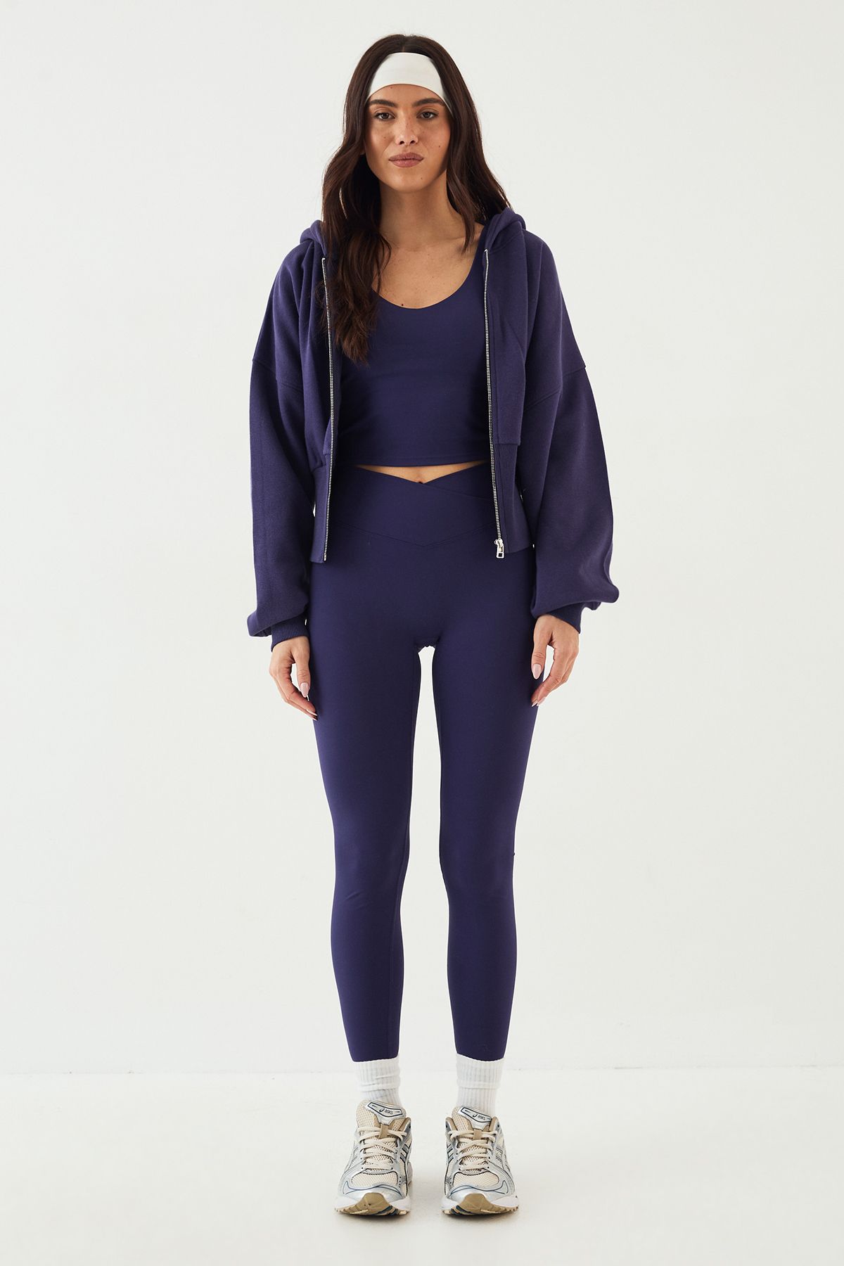 DSGN Studio DSGN Studio Ultra Sculpt Longline Plunge Sports Bra Blackberry image 5