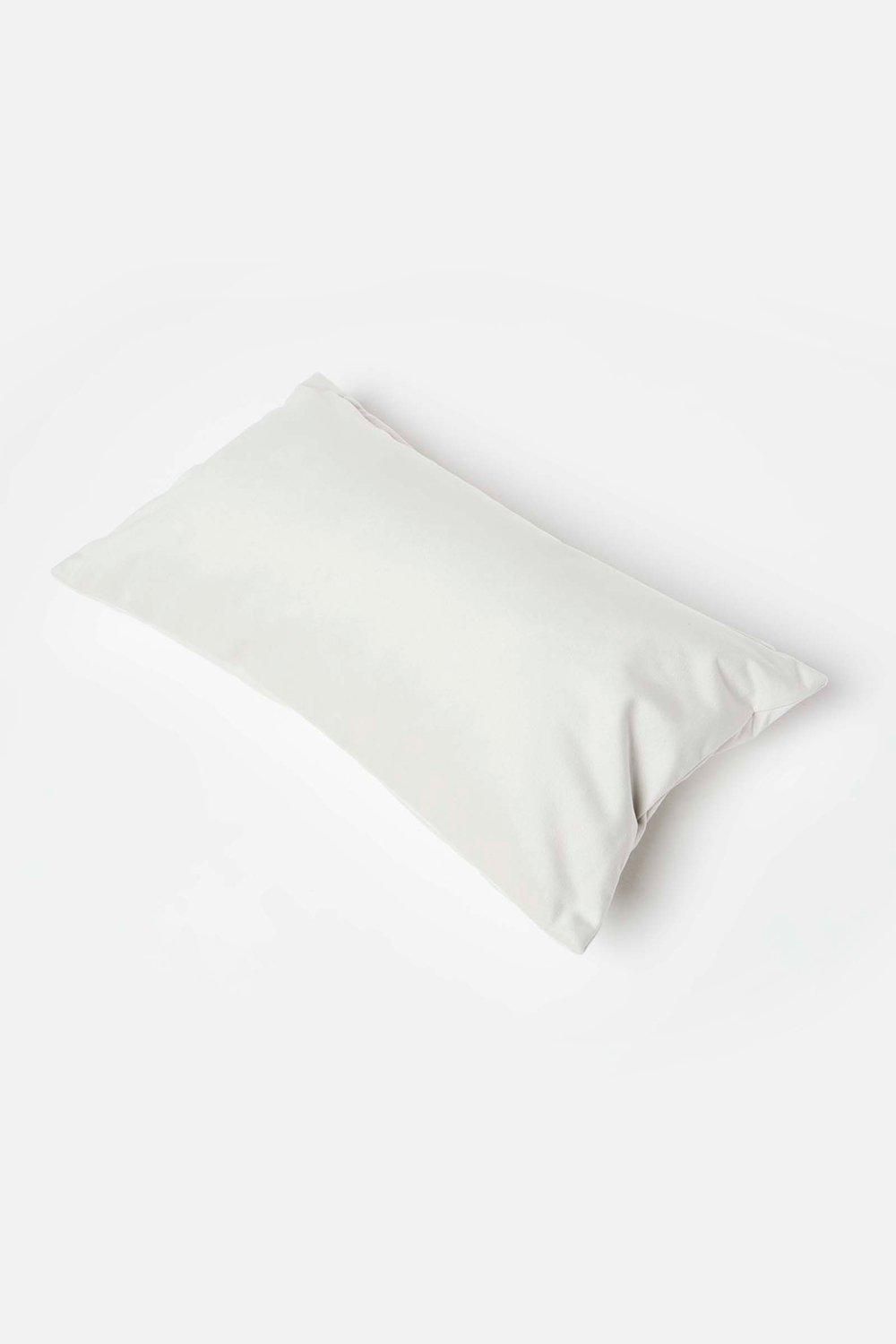 Homescapes Luxury Soft Velvet Cushion image 5