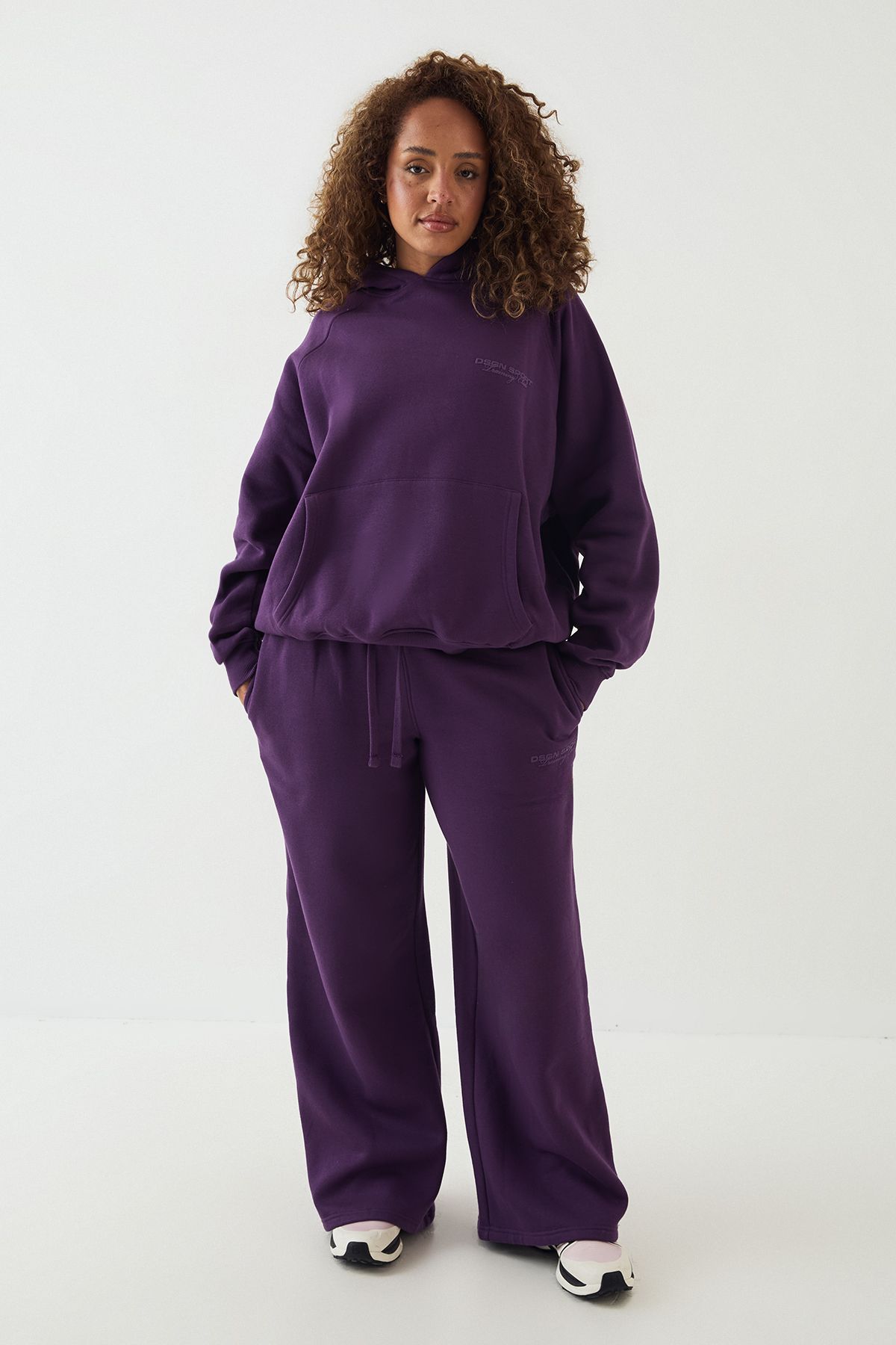 DSGN Studio DSGN Studio Sport Training Club Straight Leg Jogger Blackcurrant image 5