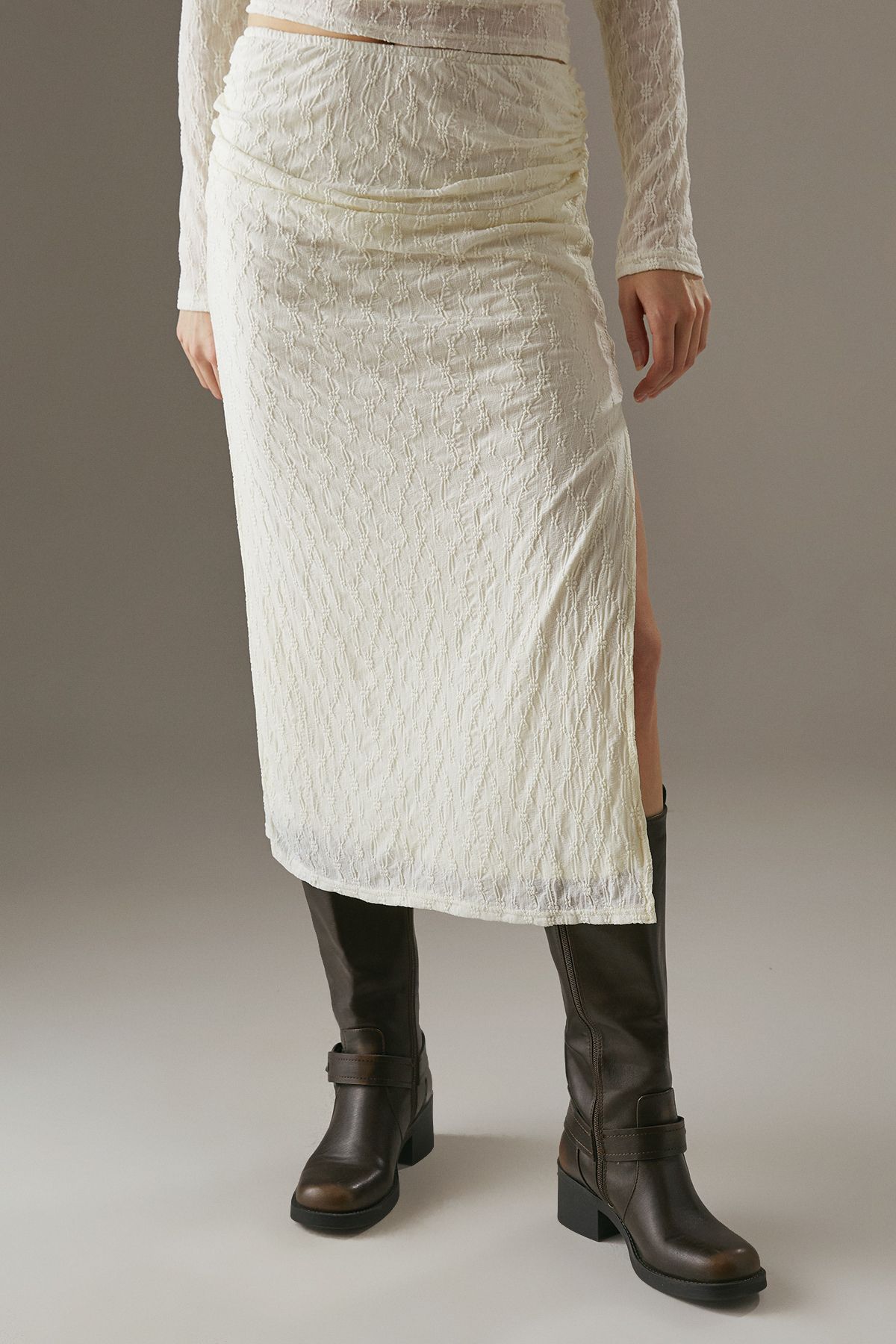 Warehouse Lace Fitted Midaxi Skirt Cream image 1
