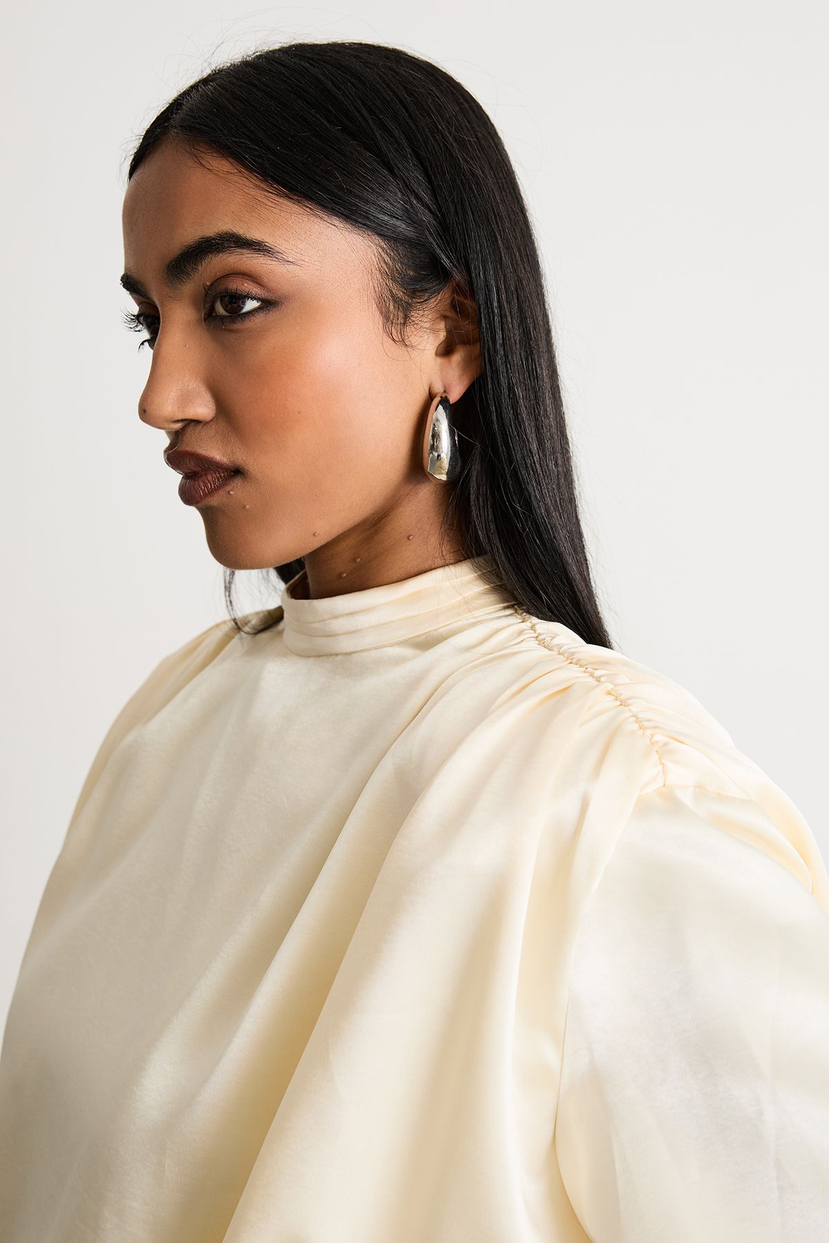 Warehouse Extreme Shoulder Draped Satin Blouse Cream image 4