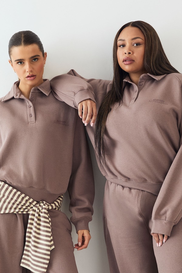 DSGN Studio DSGN Studio Raglan Seam Collared Rugby Sweatshirt Mocha