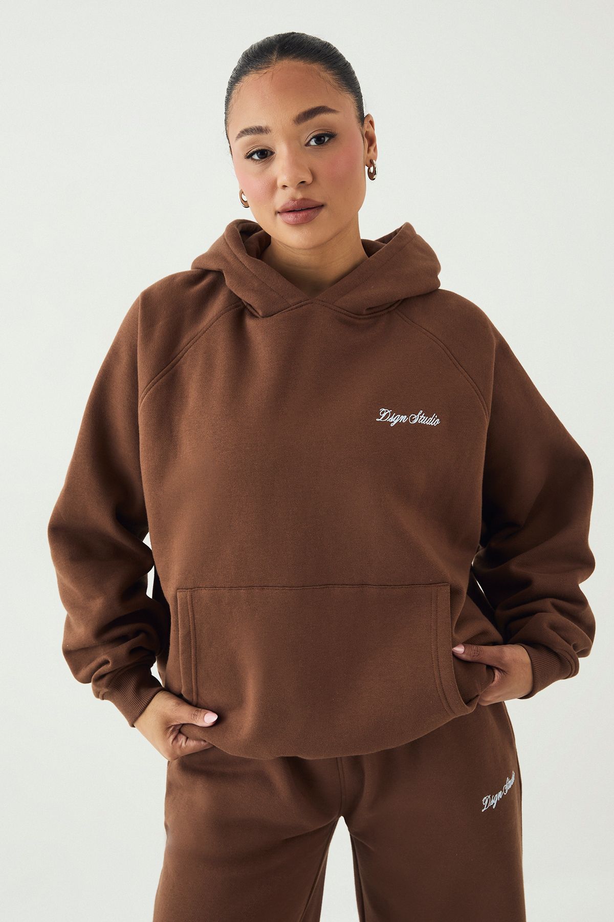 DSGN Studio DSGN Studio Script Embroidered Oversized Hoodie Mocha