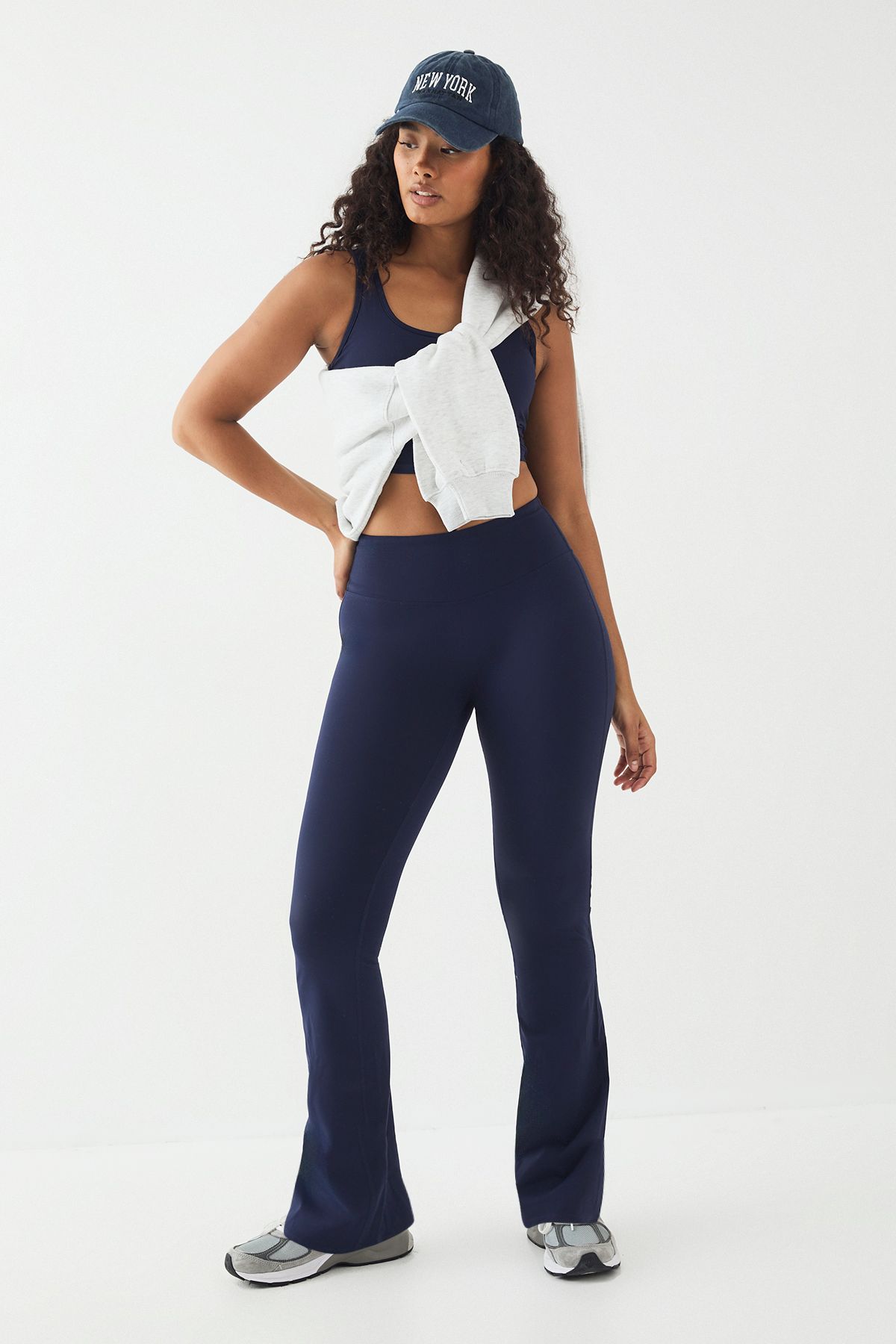 DSGN Studio DSGN Studio Ultra Sculpt Highwaist Flared Legging Navy image 1