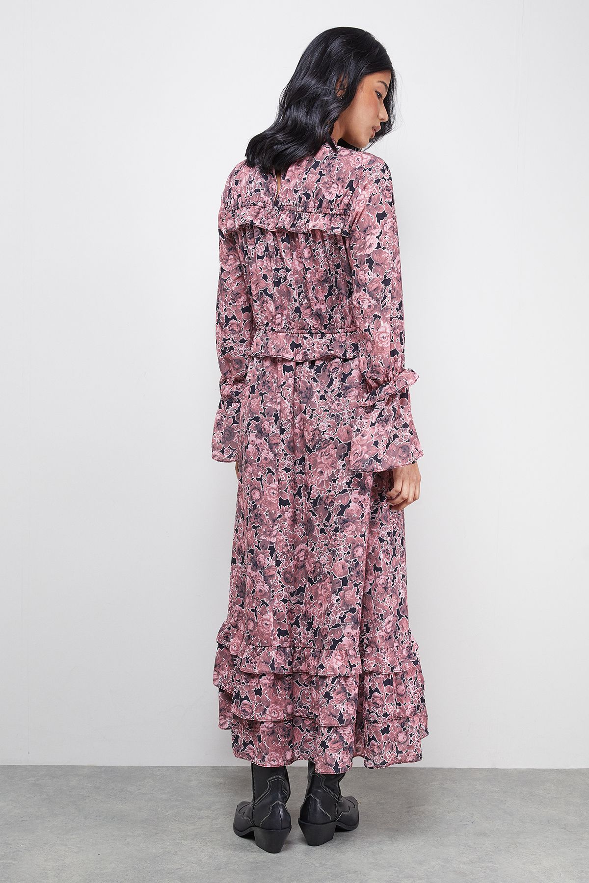 Warehouse Chiffon Shirred Frill Detail High Neck Midi Dress Floral image 3