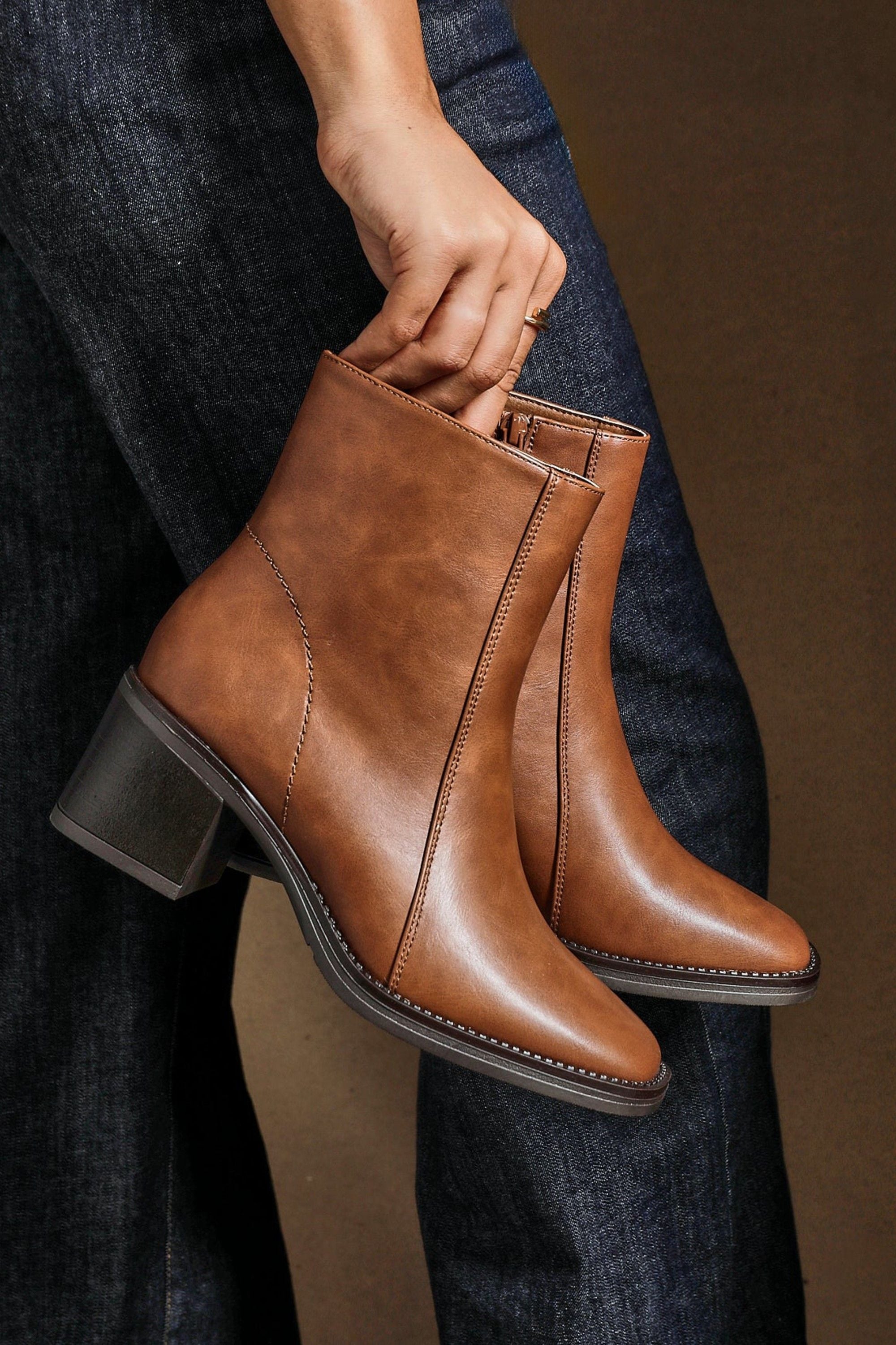 Linzi Wander Brown Faux Leather Heeled Ankle Boot image 2