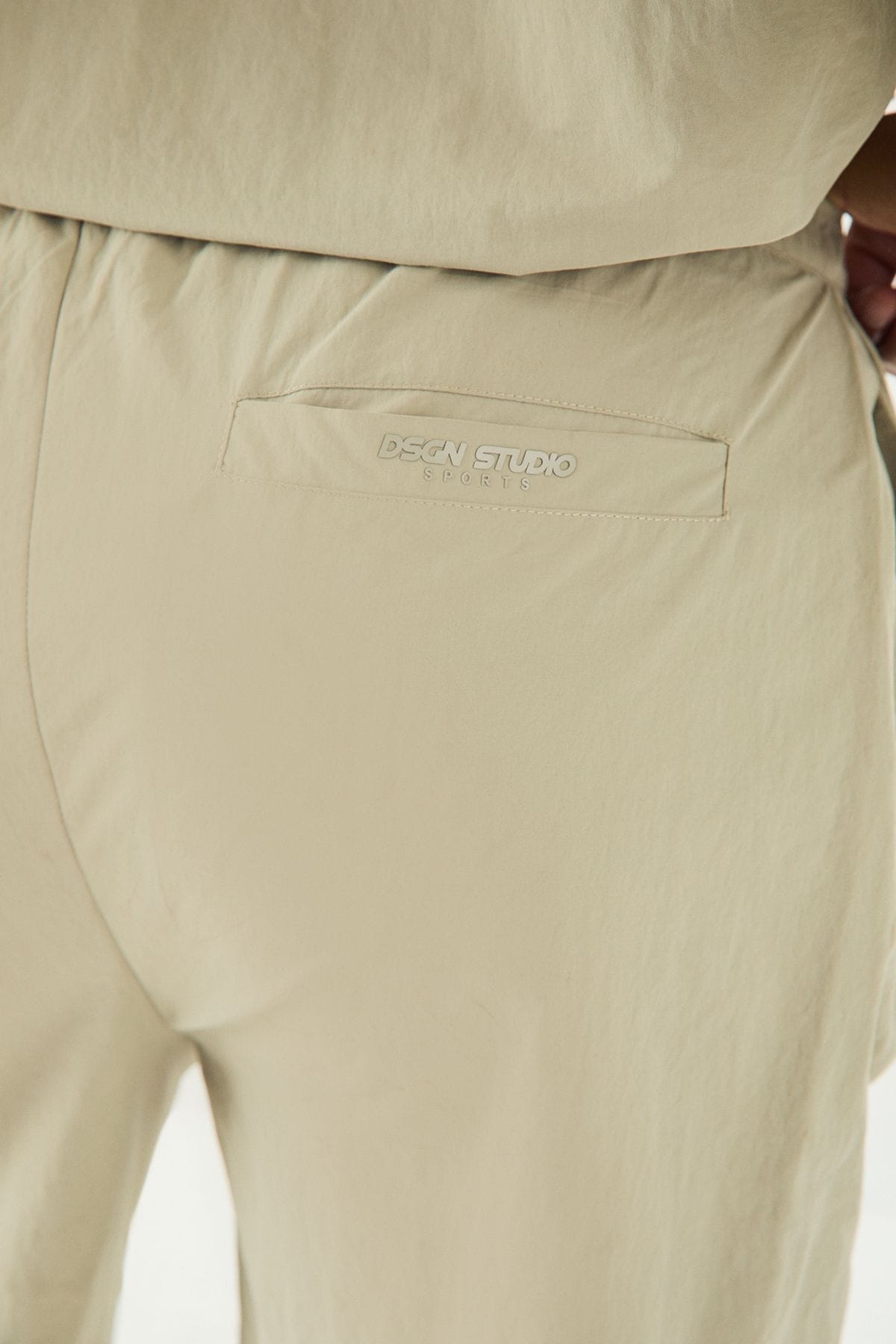 DSGN Studio DSGN Studio Sport Nylon Straight Leg Trouser Ice Grey image 4