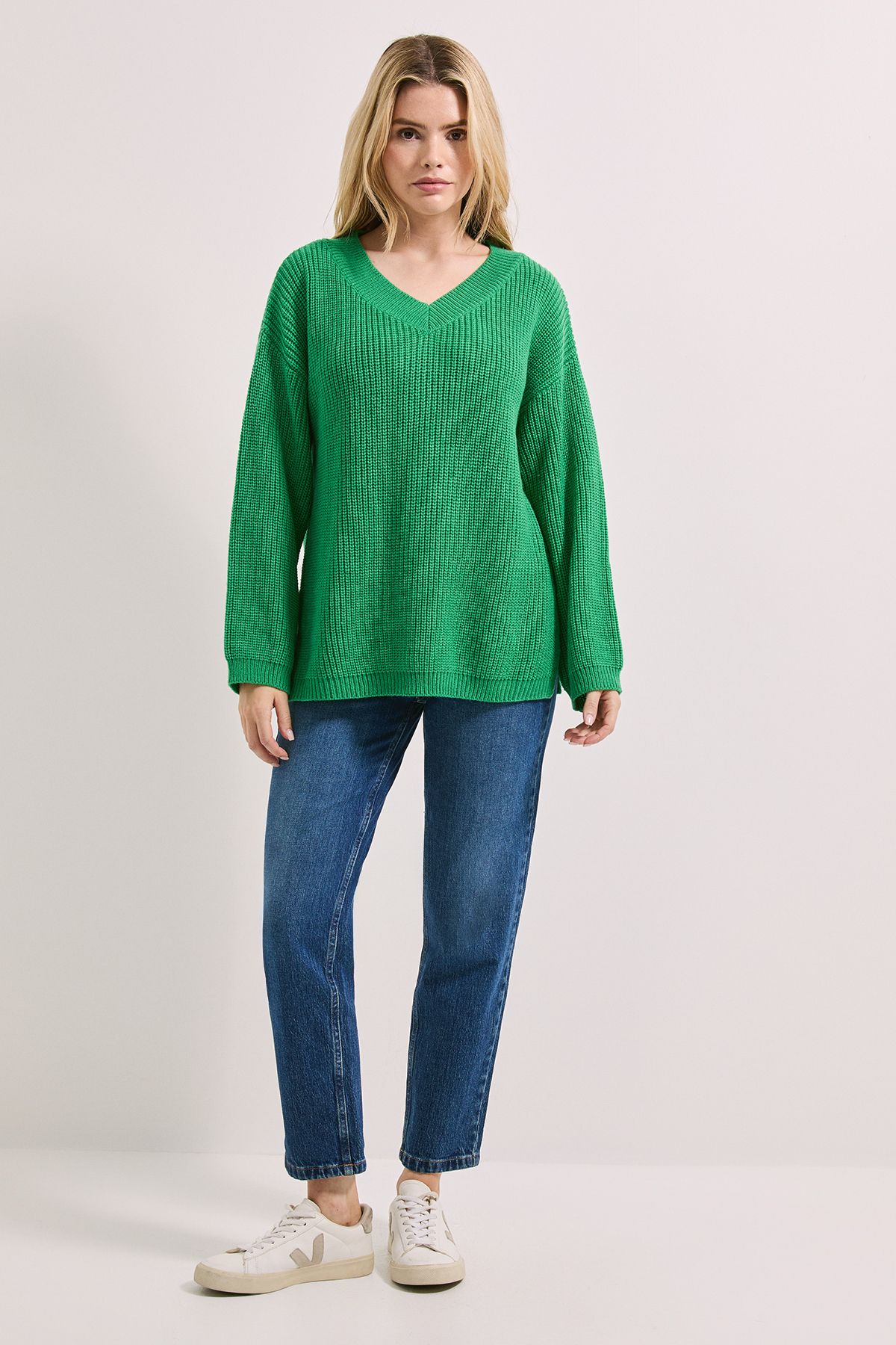 Dorothy Perkins V Neck Jumper Green image 2