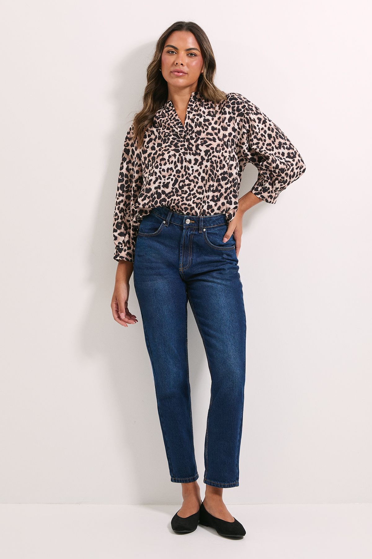Dorothy Perkins Leopard Printed Overhead Shirt Leopard image 1