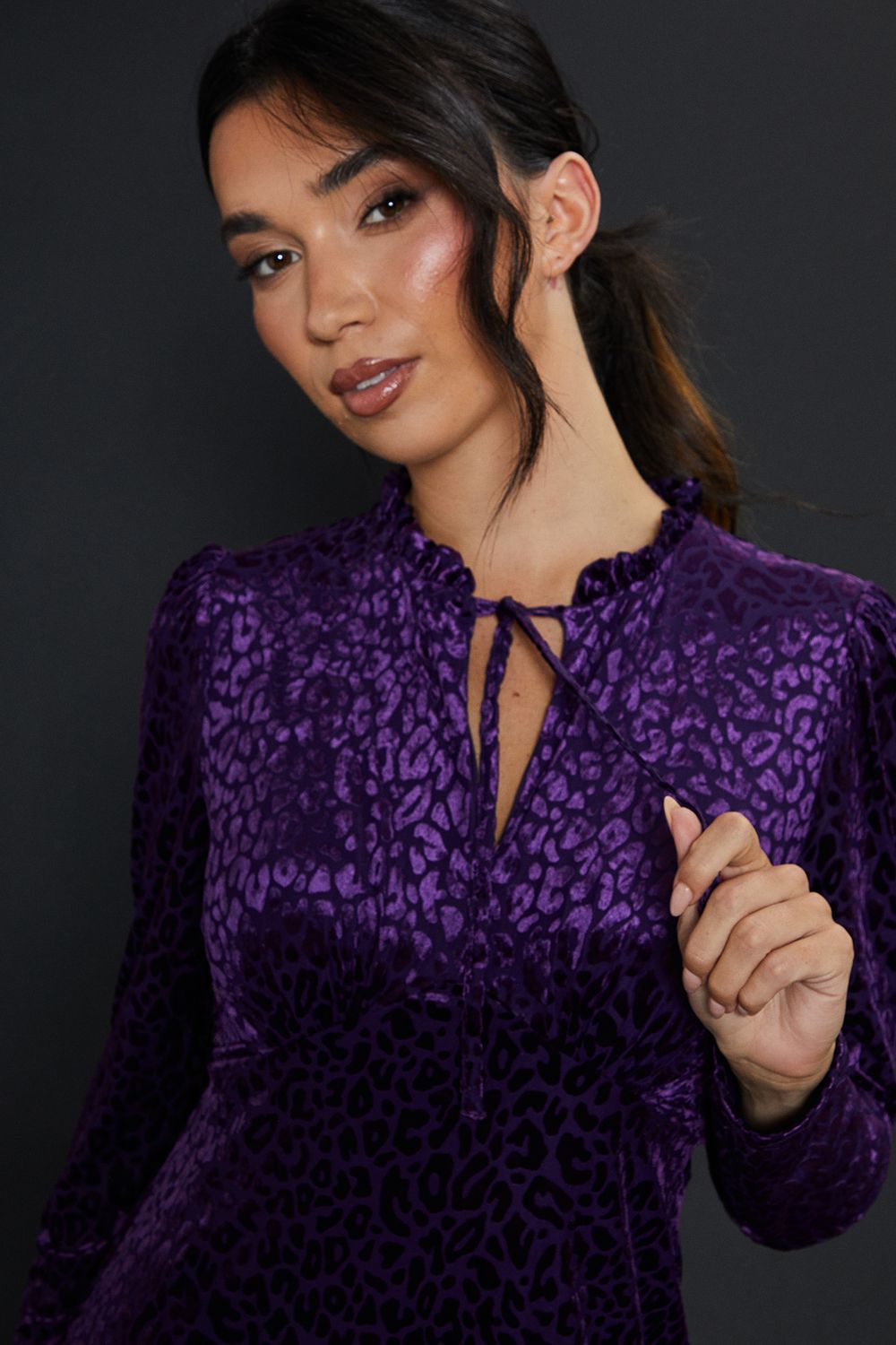 Dorothy Perkins Leopard Burnout Long Sleeve Midi Dress Purple image 4