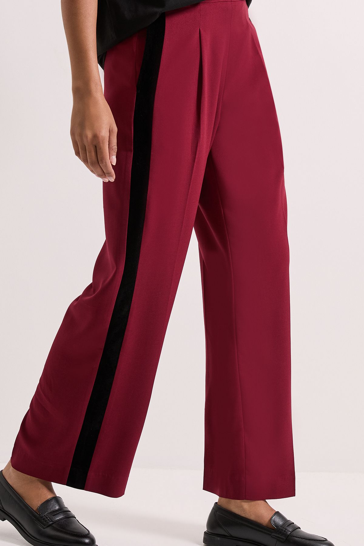 Dorothy Perkins Stripe Detail Belted Straight Leg Trouser Burgundy image 4