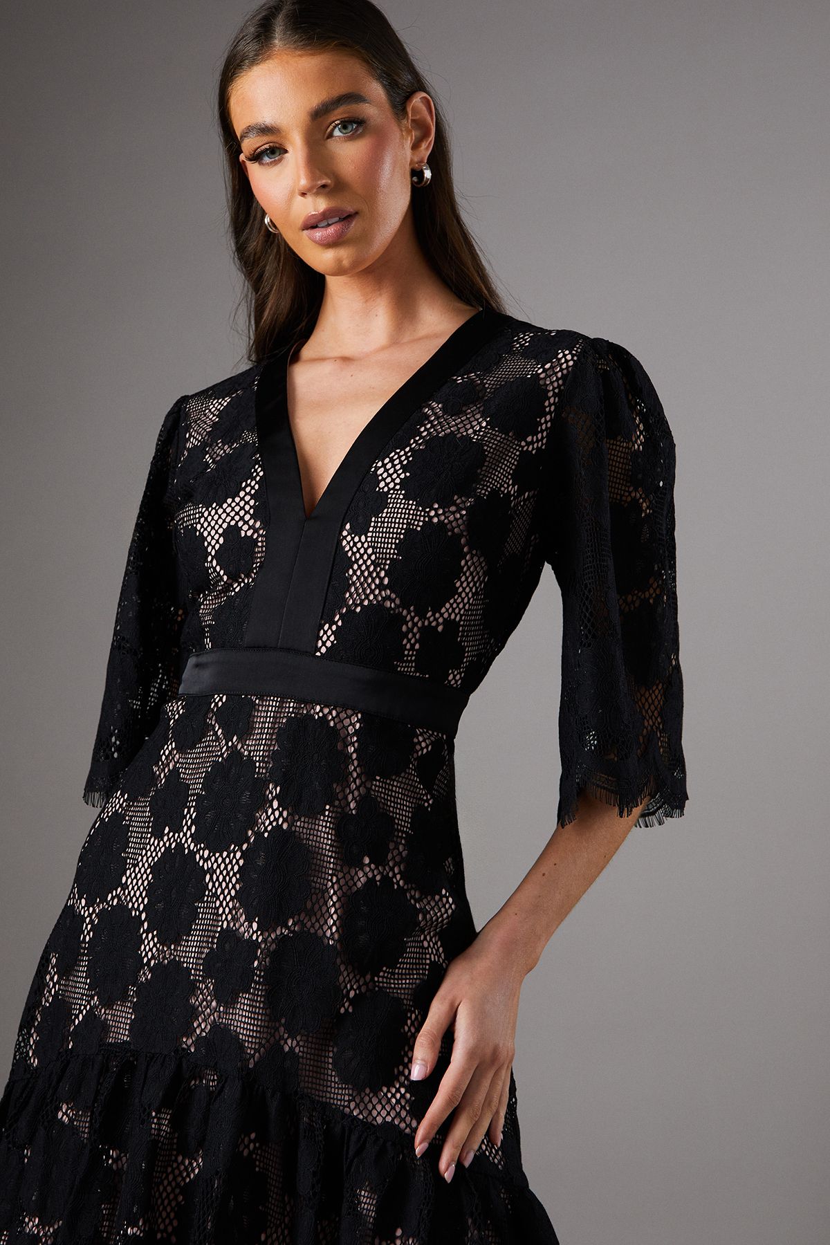 Coast Contrast Lace Sleeveless V Dress Black image 4