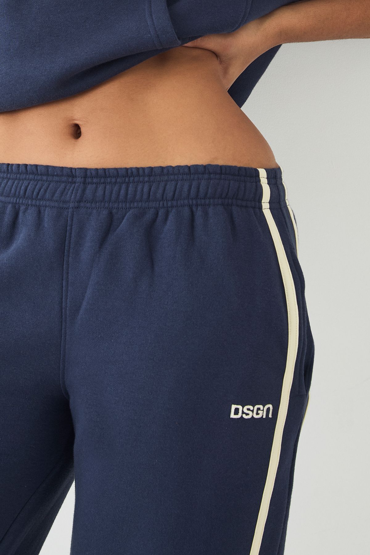DSGN Studio DSGN Studio Side Stripe Straight Leg Jogger Navy image 4