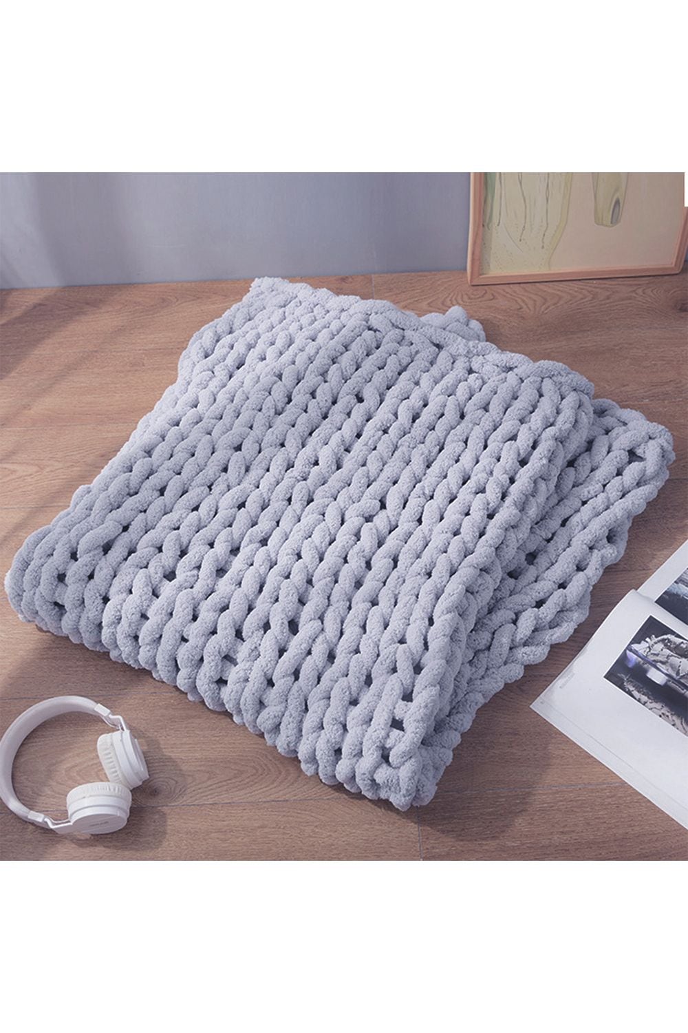 Living and Home Chunky Knit Throw Blanket 60x60cm image 1