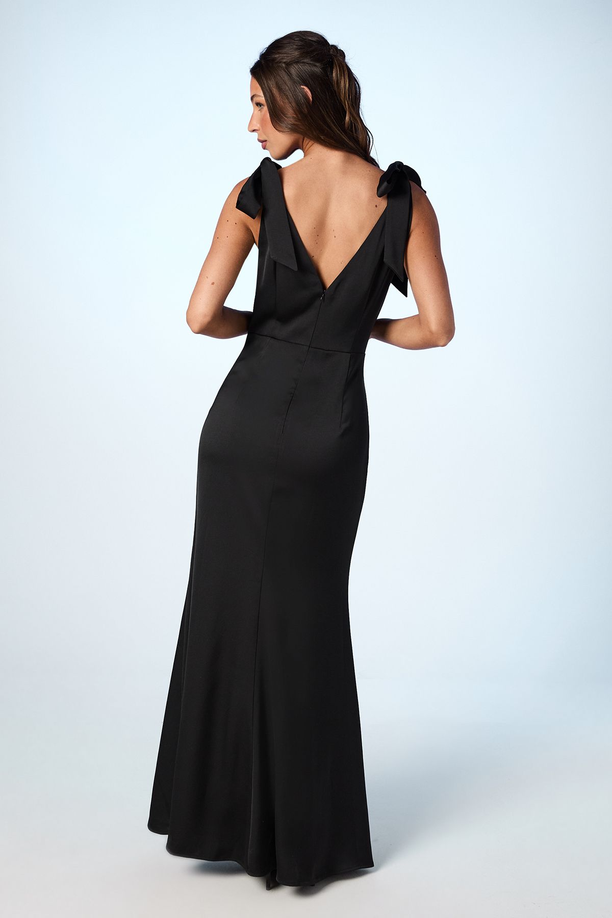 Coast Coast Honoured Satin Back Crepe V Neck Tie Shoulder Maxi Bridesmaid Dress Black image 3