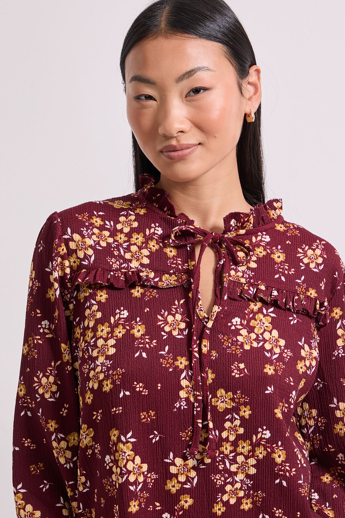 Dorothy Perkins Petite Yellow Floral Tie Neck Tiered Smock Jersey Mini Dress Yellow image 3