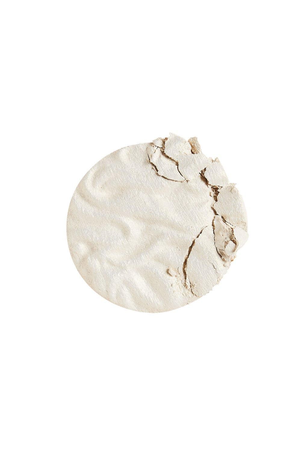 Revolution Highlight Reloaded Golden Lights image 2