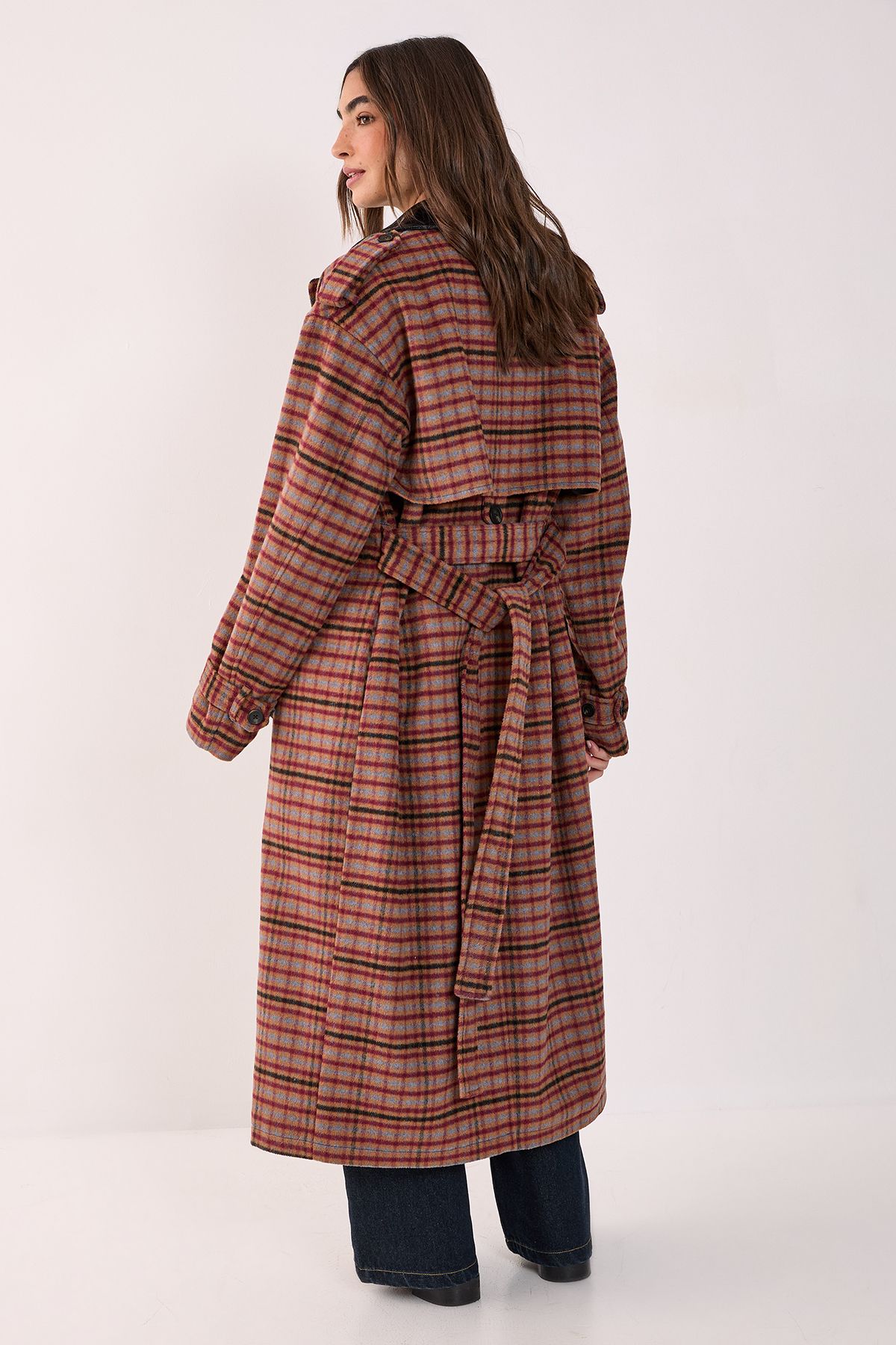 NastyGal Check Vinyl Collar Trench Coat Brown image 4