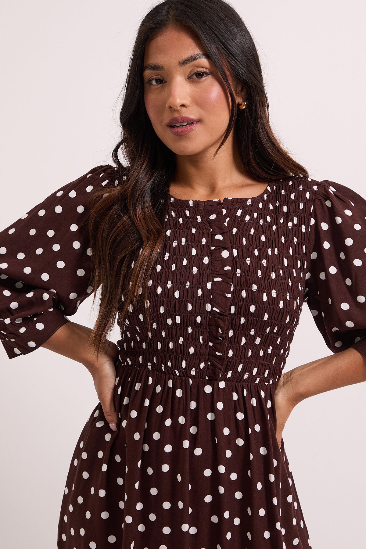 Dorothy Perkins Petite Spot Print Shirred Bodice Button Detail Midi Dress Burgundy image 3