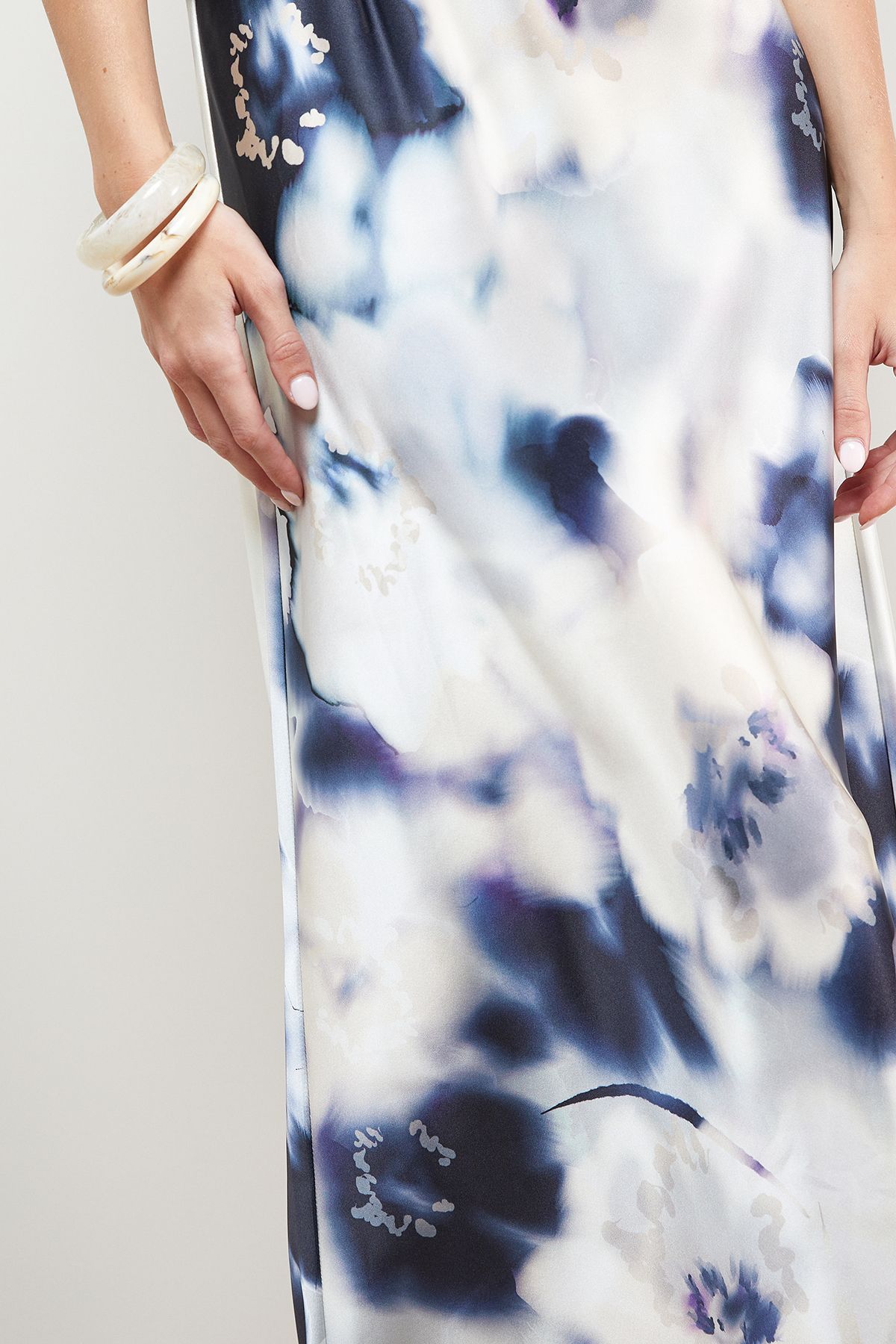Oasis Printed Satin Bias Midi Skirt Floral image 3