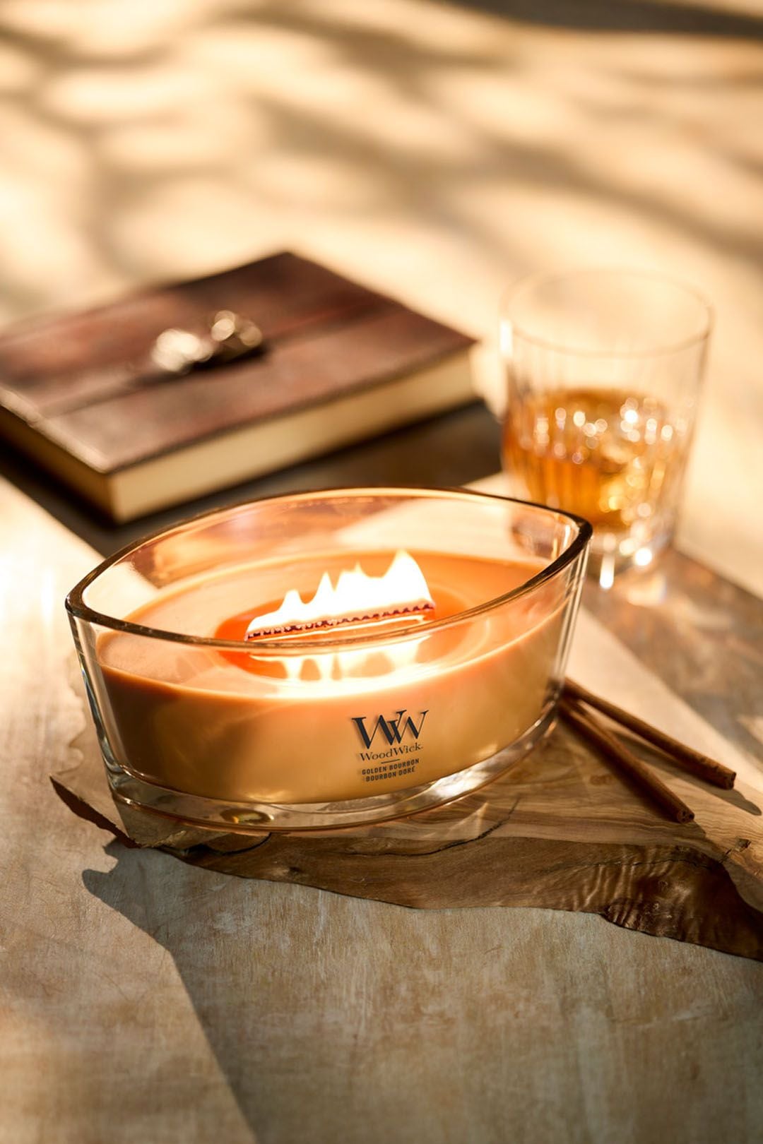 Woodwick Ellipse Golden Bourbon Multi image 3